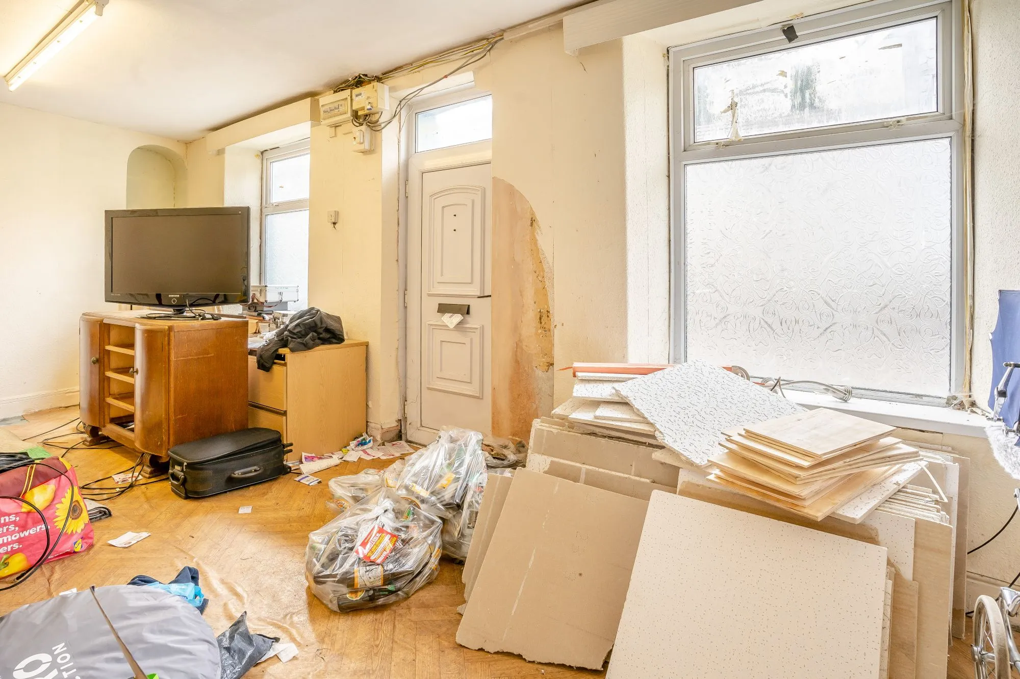 69 Cymmer Rd, Porth CF39 9BE