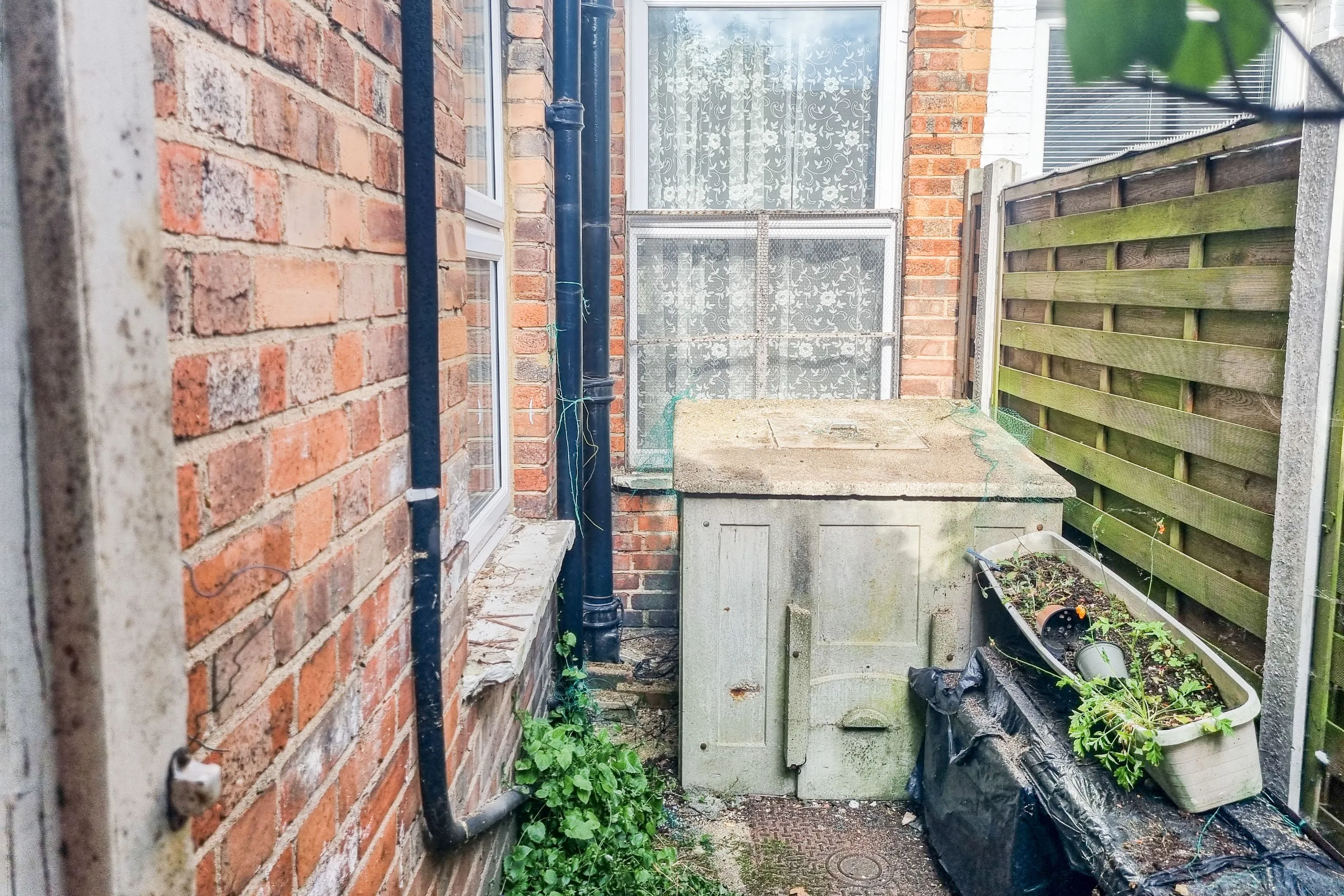 42 Greville Road, Walthamstow, London, E17 9HG