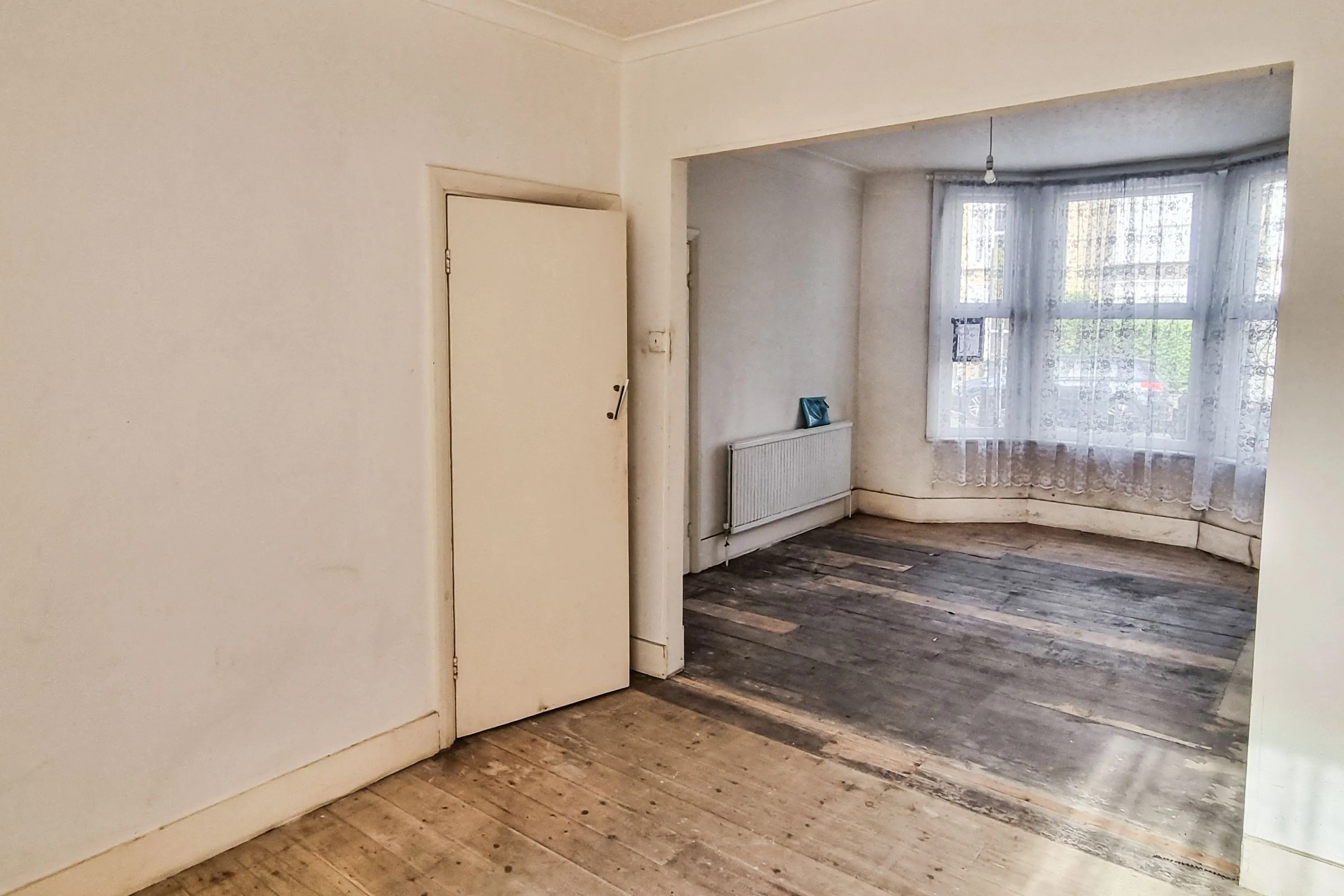 42 Greville Road, Walthamstow, London, E17 9HG