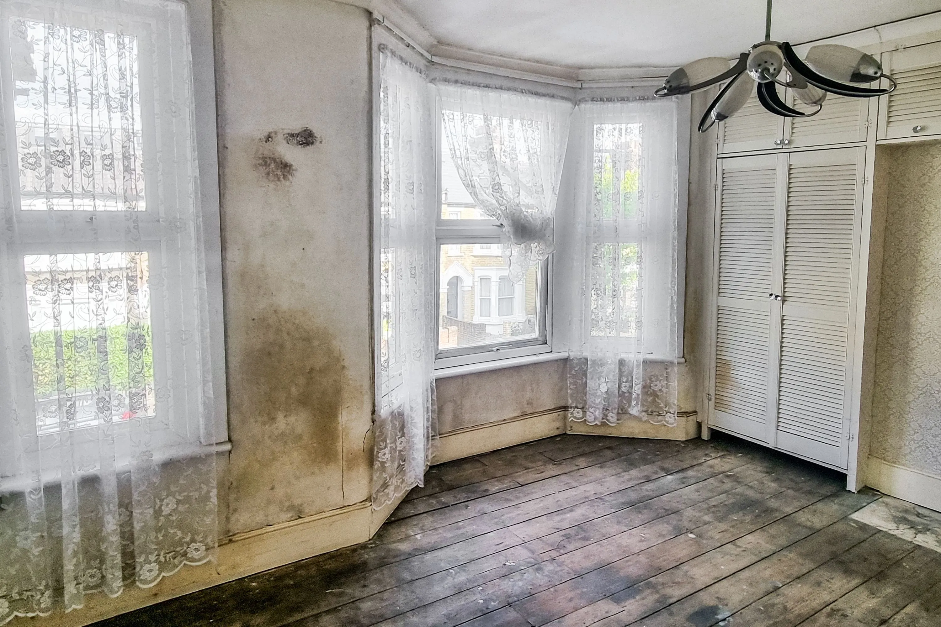 42 Greville Road, Walthamstow, London, E17 9HG