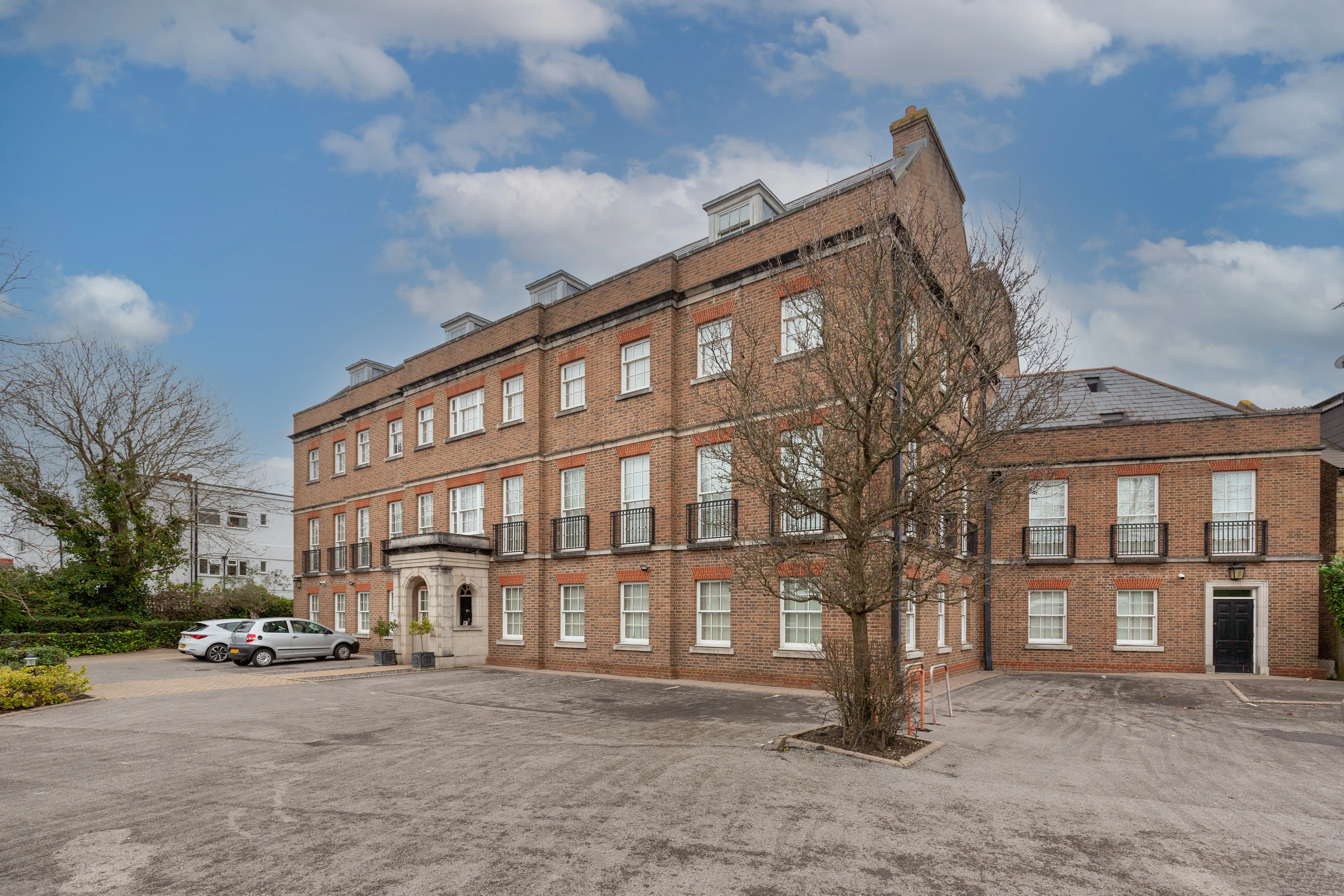 76 Crown Road, Twickenham, TW1 3EU