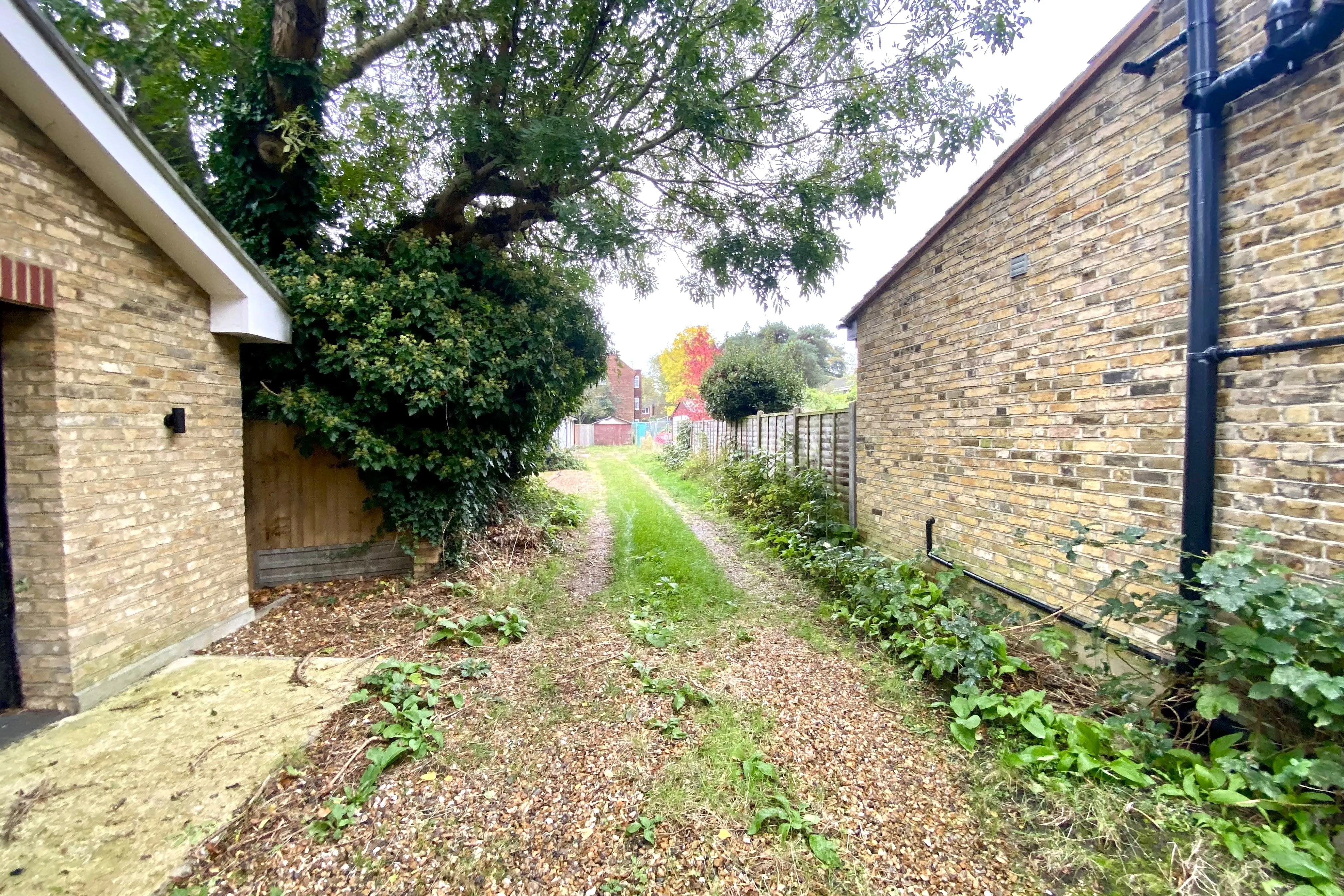 Land to rear of 15 Connaught Road, Teddington, TW11 0PP