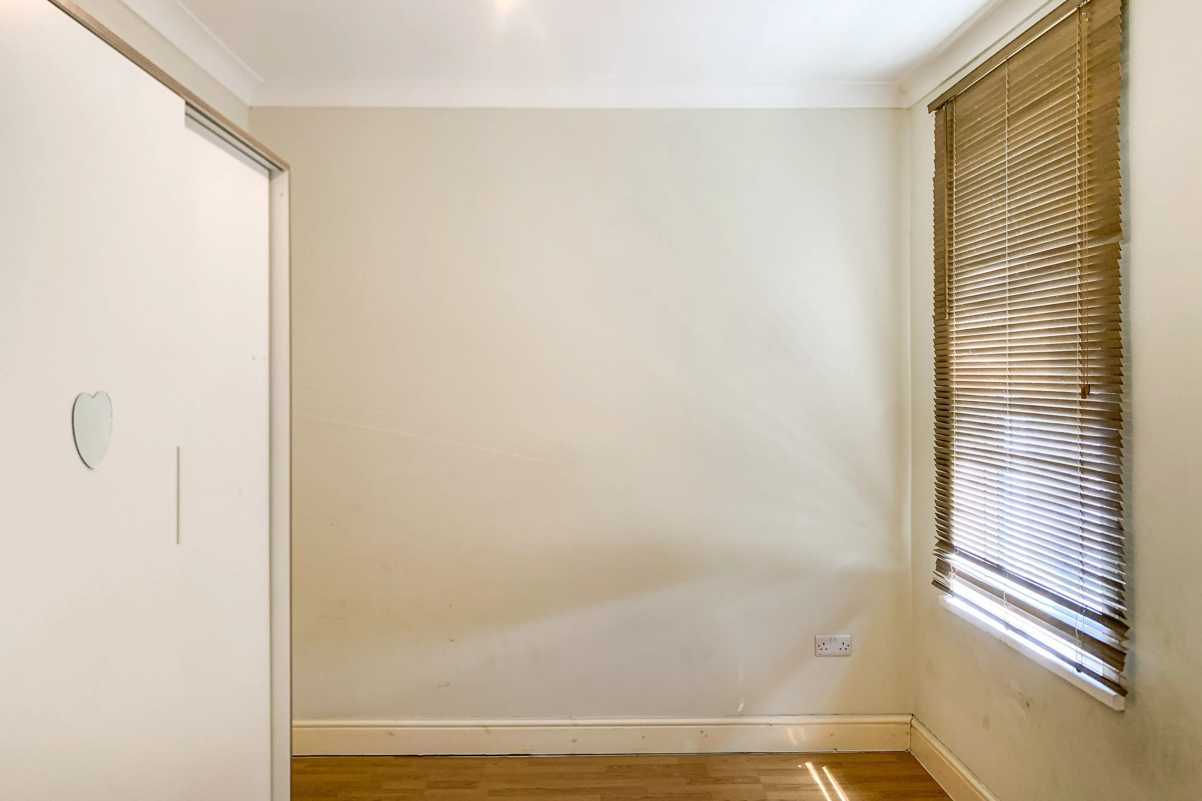 105 Coopers Lane, Leyton, London E10 5DG