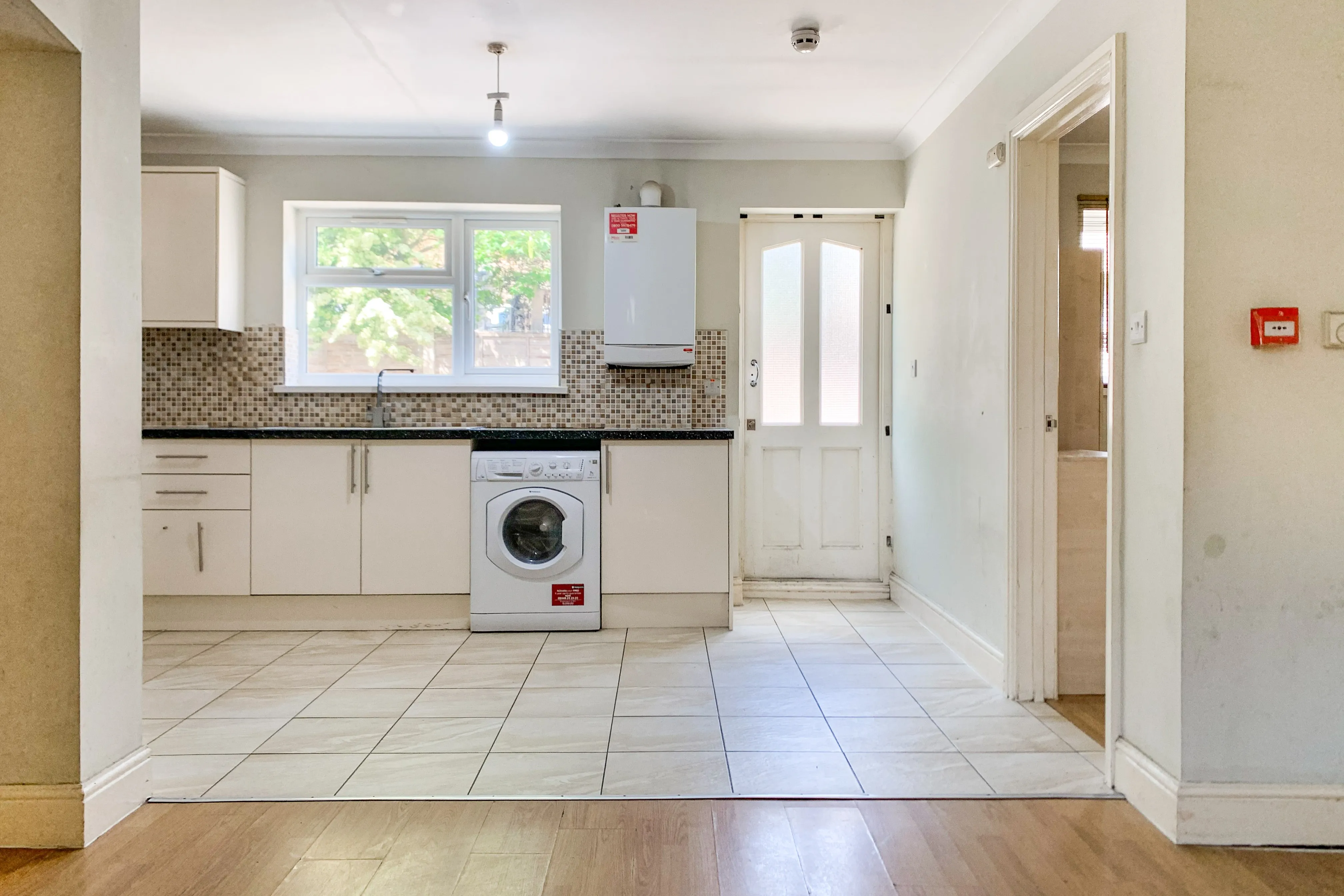 105 Coopers Lane, Leyton, London E10 5DG