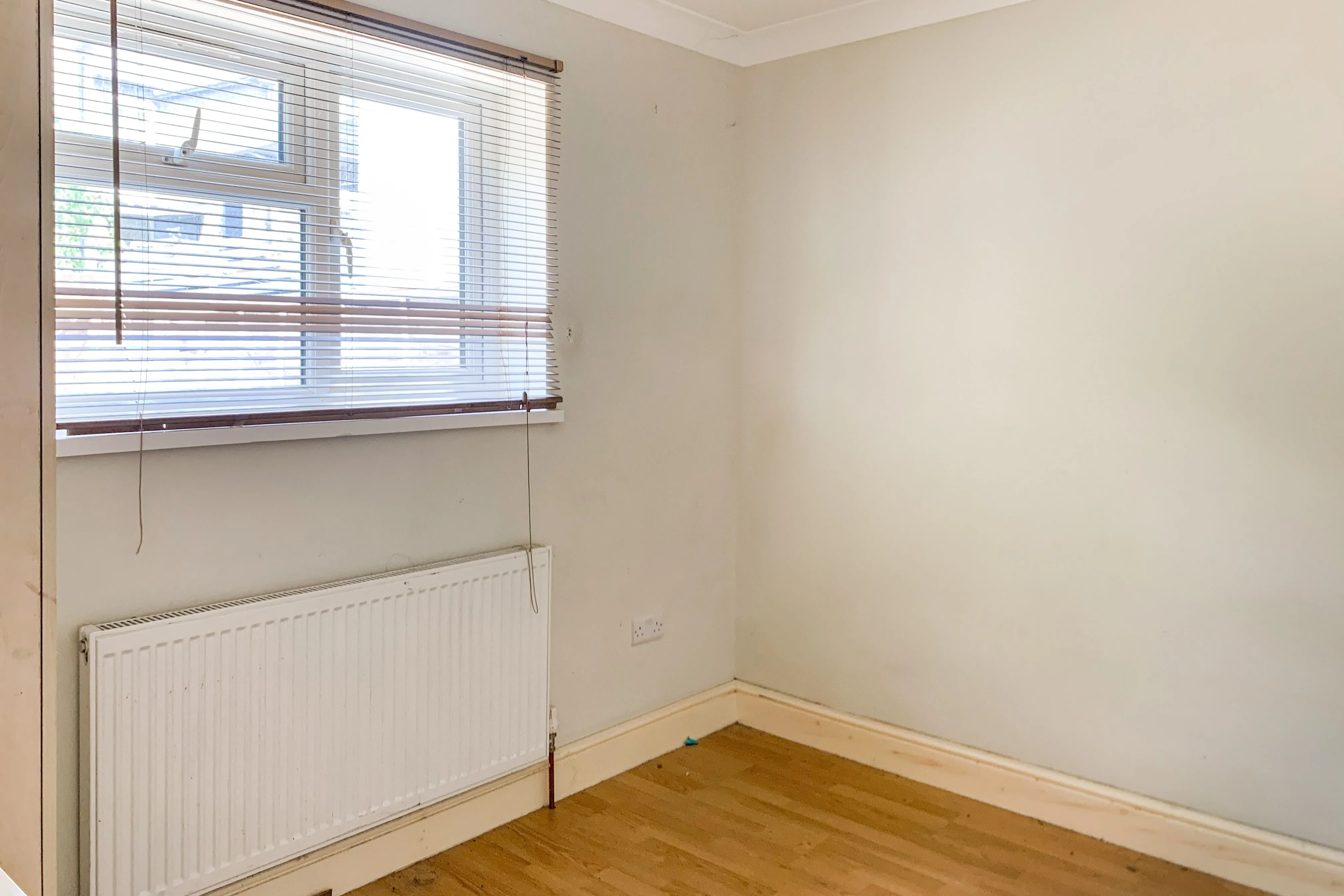 105 Coopers Lane, Leyton, London E10 5DG