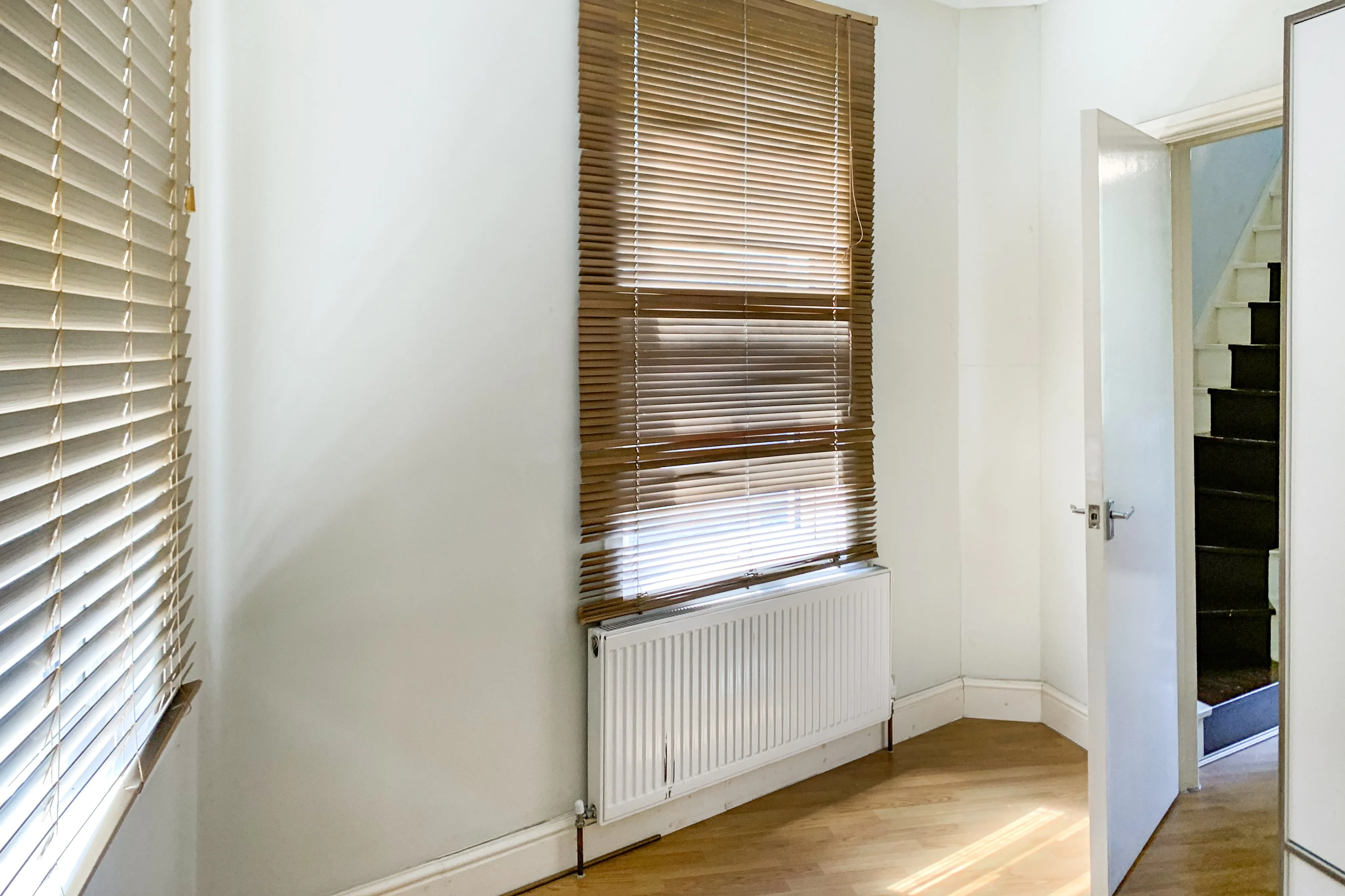 105 Coopers Lane, Leyton, London E10 5DG