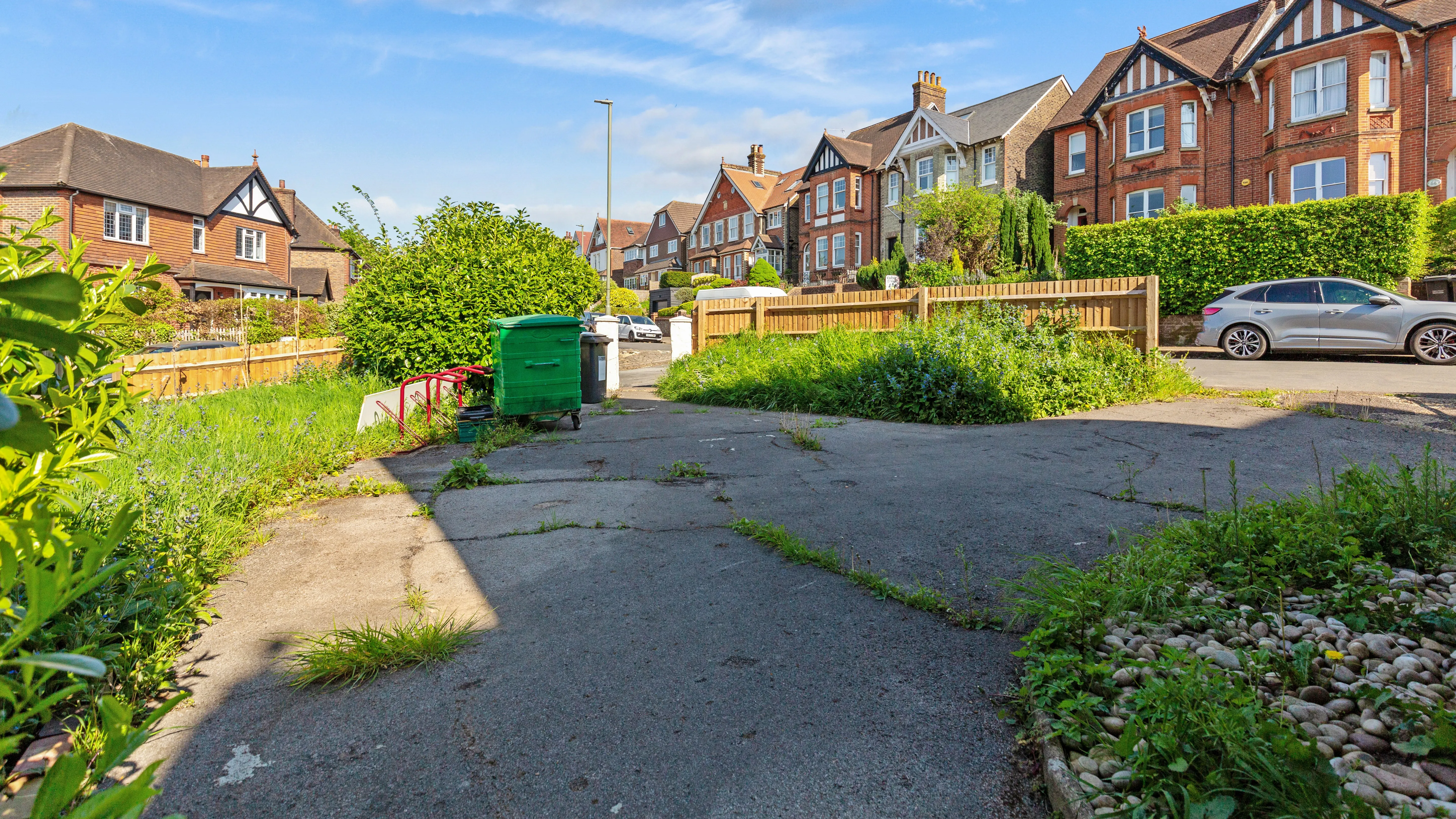 64 Chart Lane, Reigate, Surrey, RH2 7DZ