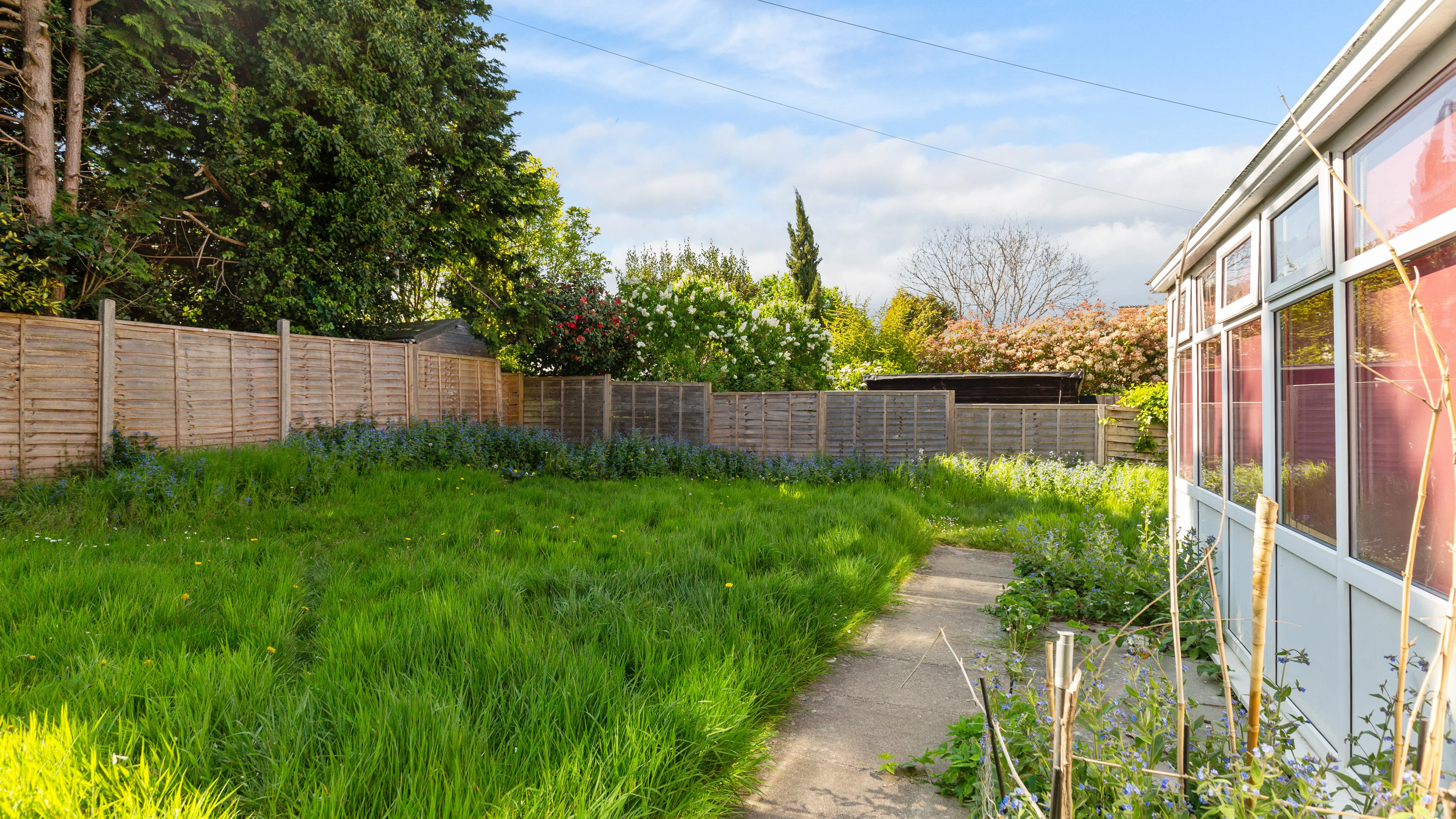 64 Chart Lane, Reigate, Surrey, RH2 7DZ
