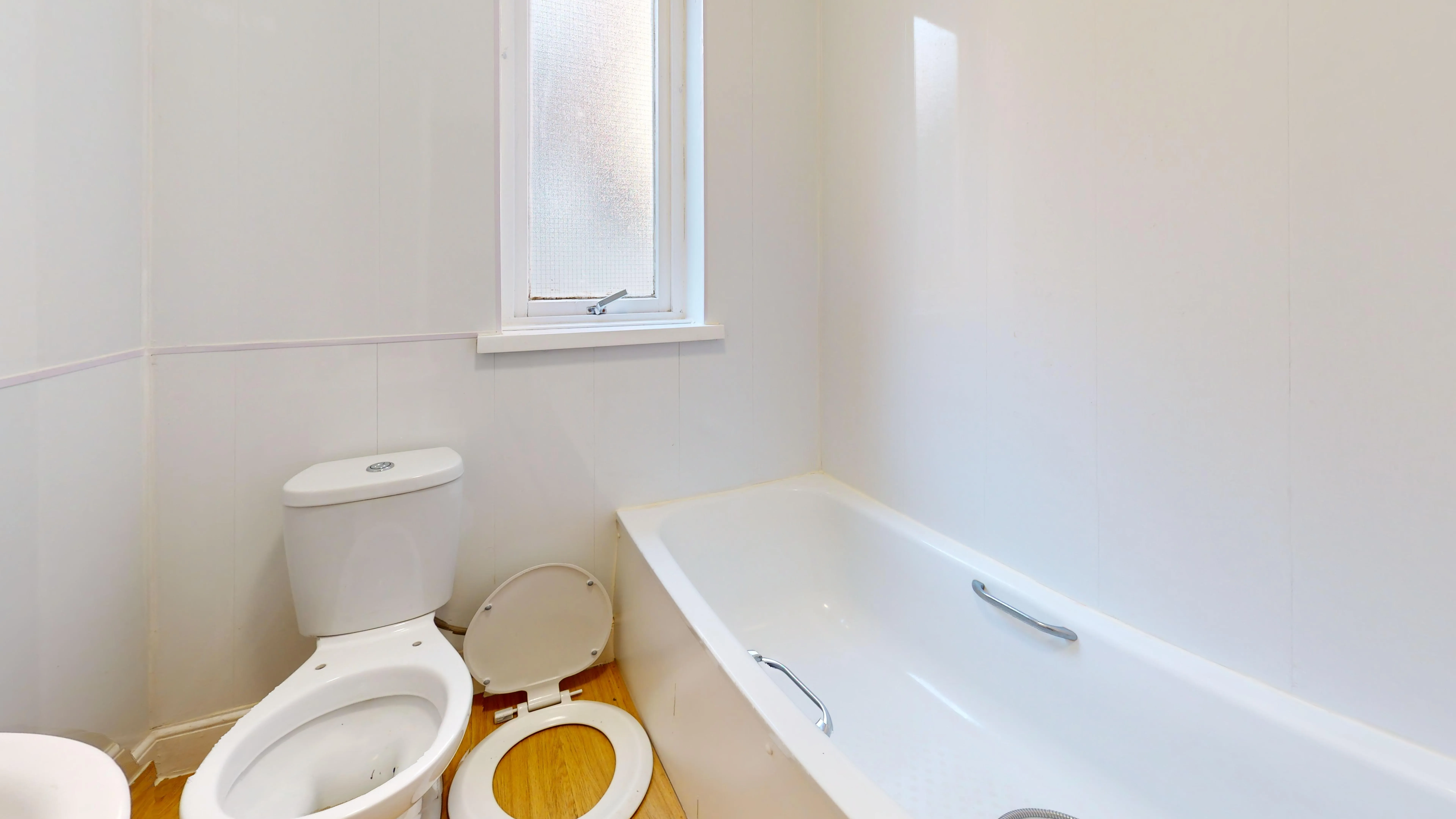 64 Chart Lane, Reigate, Surrey, RH2 7DZ