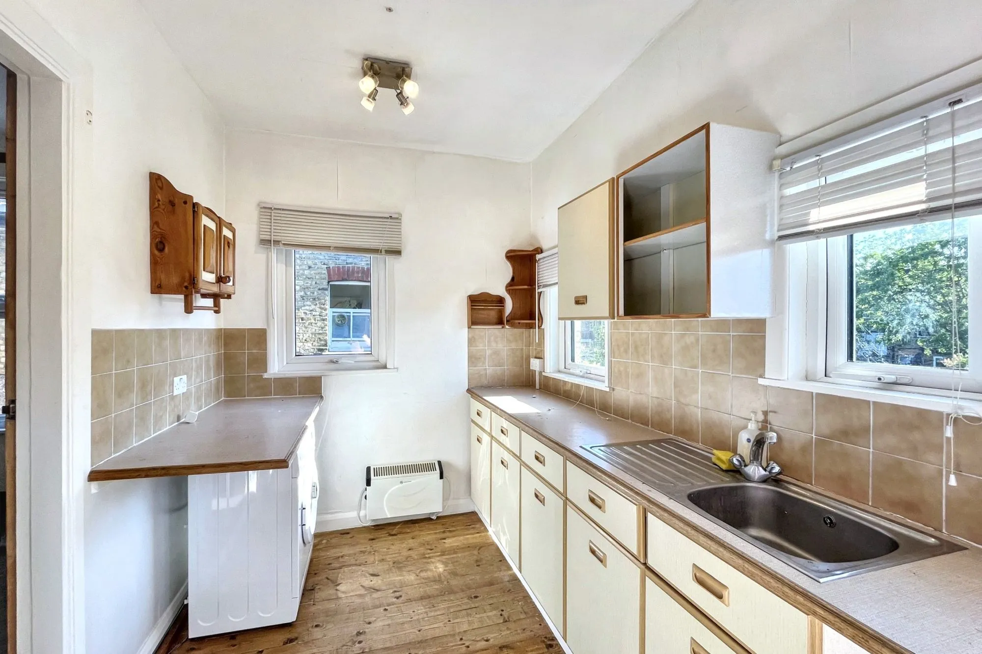 32a Hotham Road, Wimbledon, London SW19 1BS