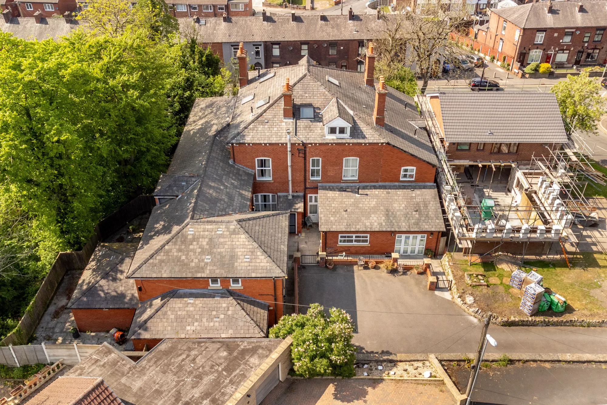 Oaklands Rest, Shaw Road, Royton, Oldham,OL2 6DA