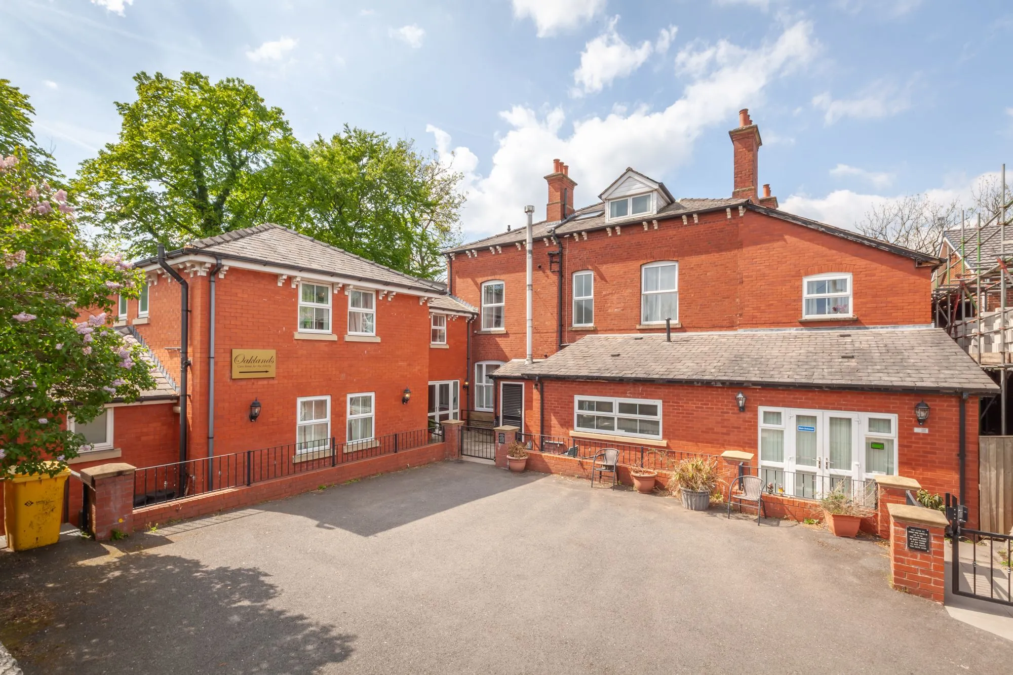 Oaklands Rest, Shaw Road, Royton, Oldham,OL2 6DA