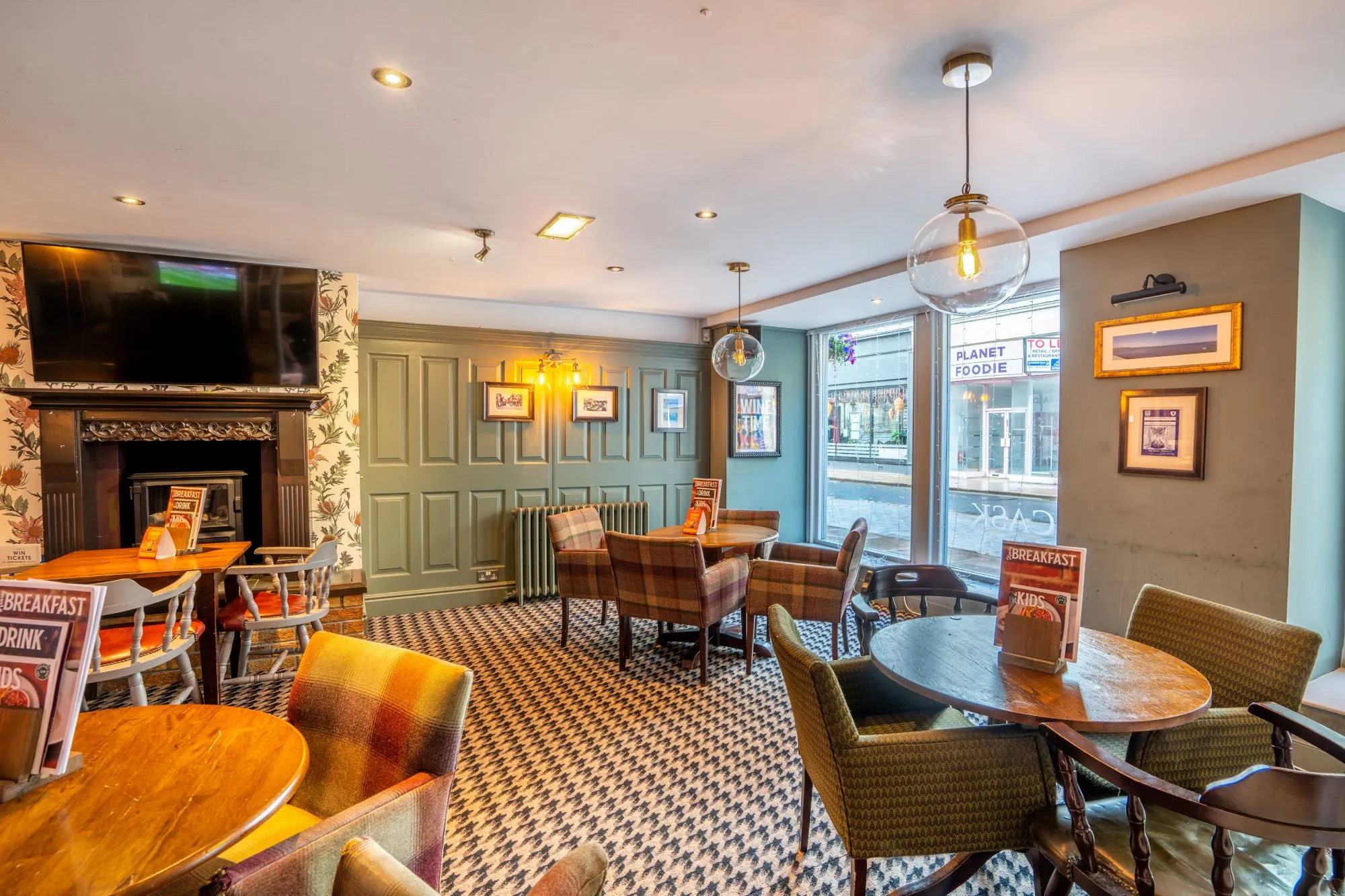 The Exchequer, 60 High Street, Kirkcaldy, KY1 1NB