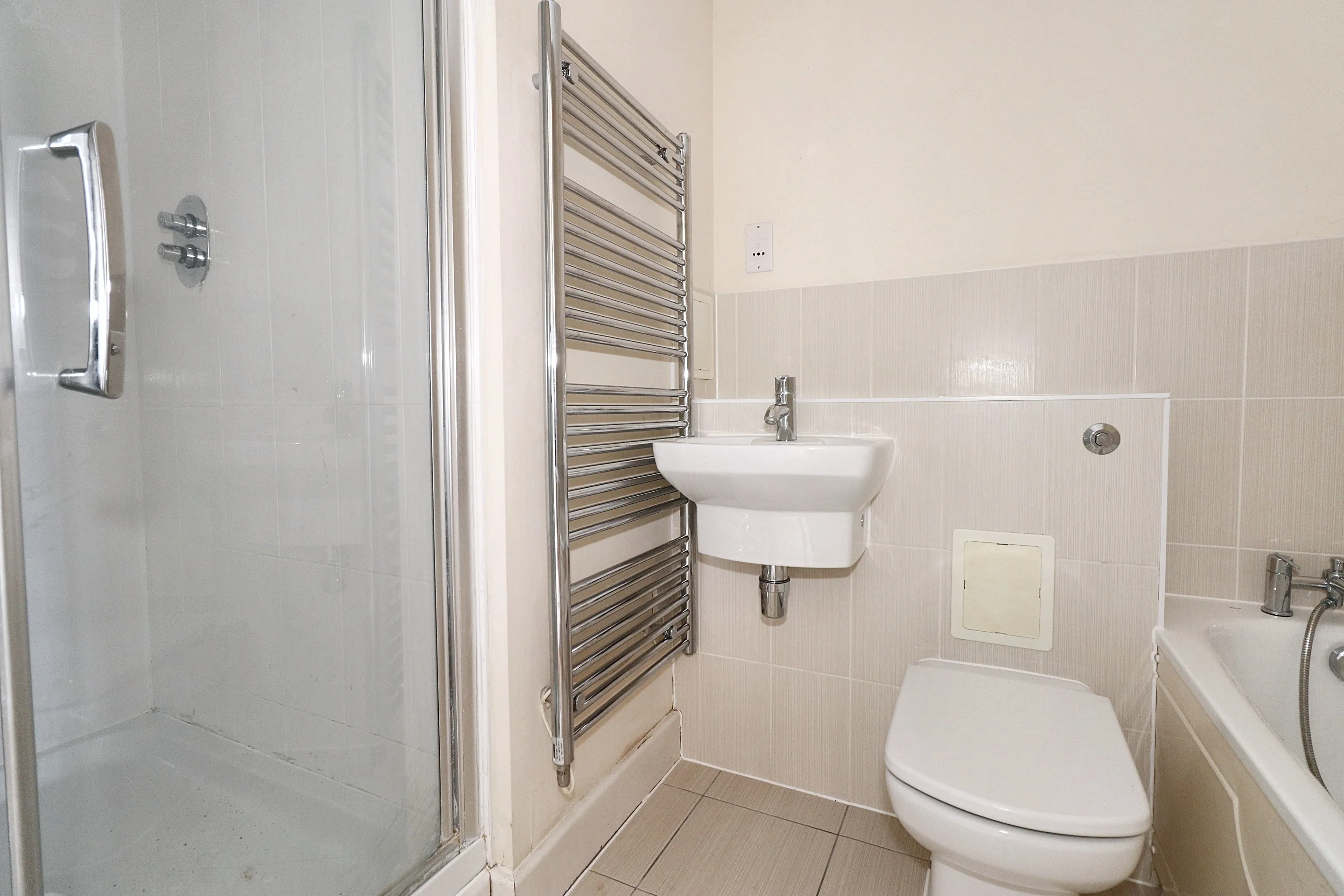 36 Flagstaff Court, Canterbury, Kent CT1 3HA