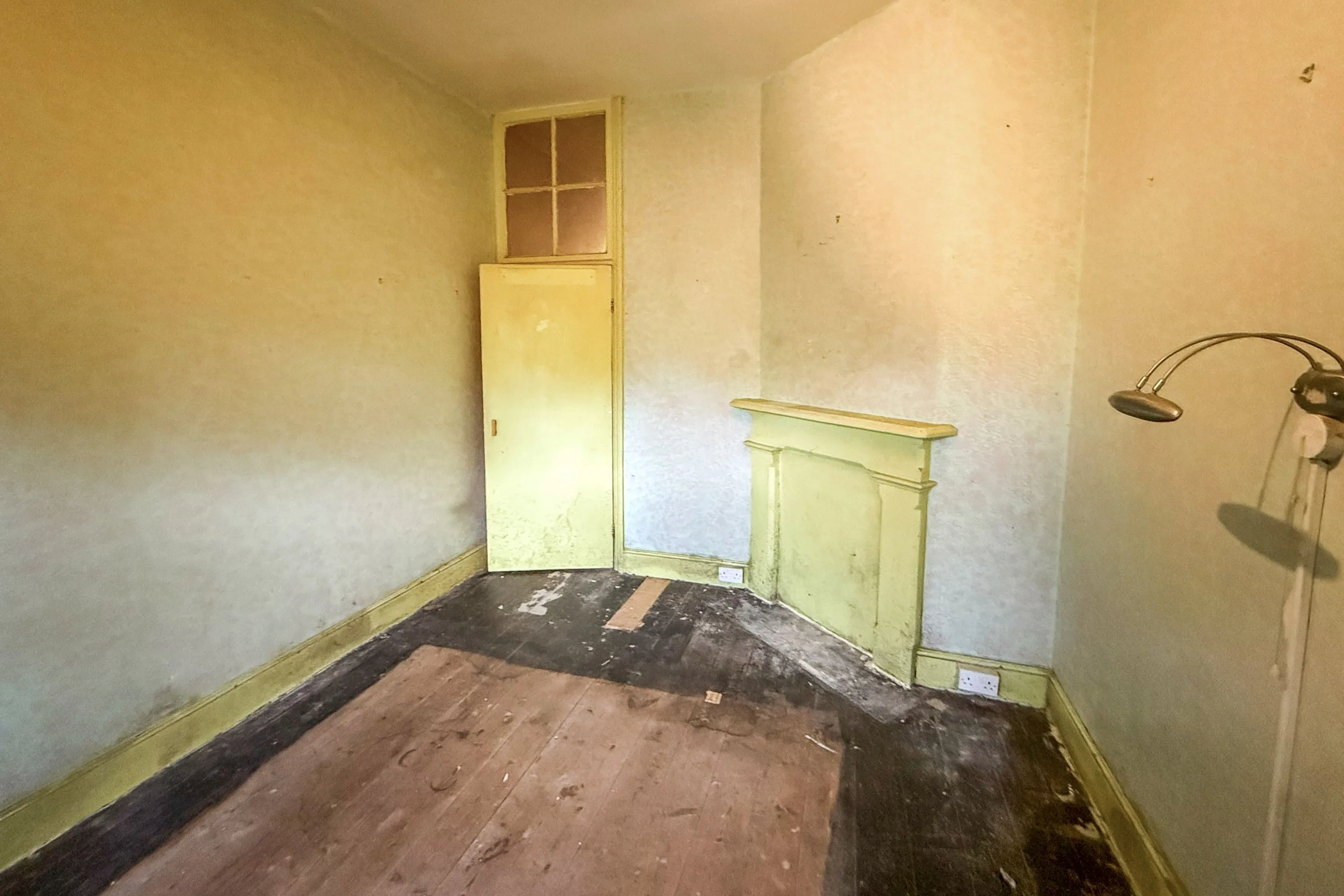 Lower Flat 3, Silwood Place, St Johns Road, Crowborough, TN6 1RW