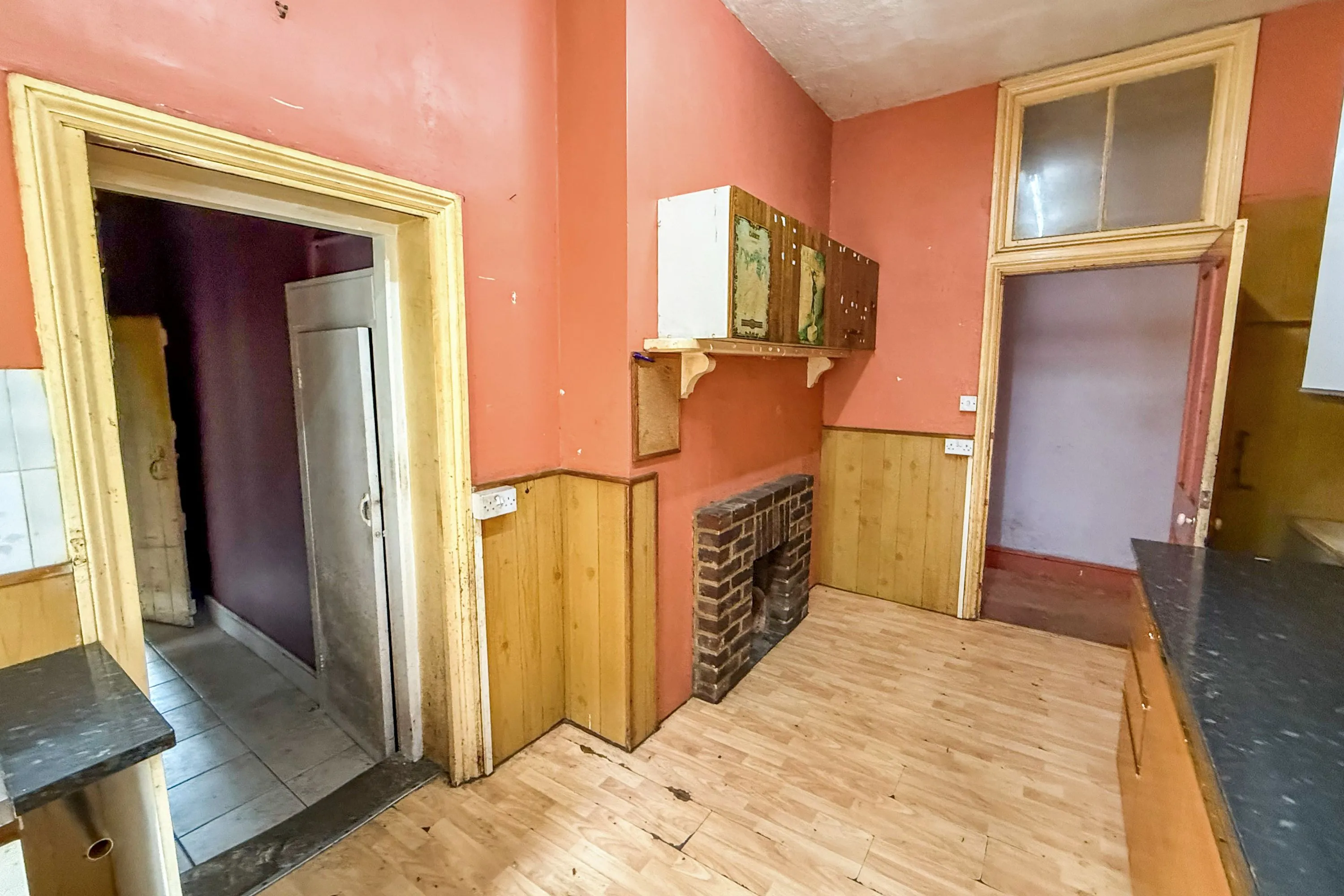 Lower Flat 3, Silwood Place, St Johns Road, Crowborough, TN6 1RW