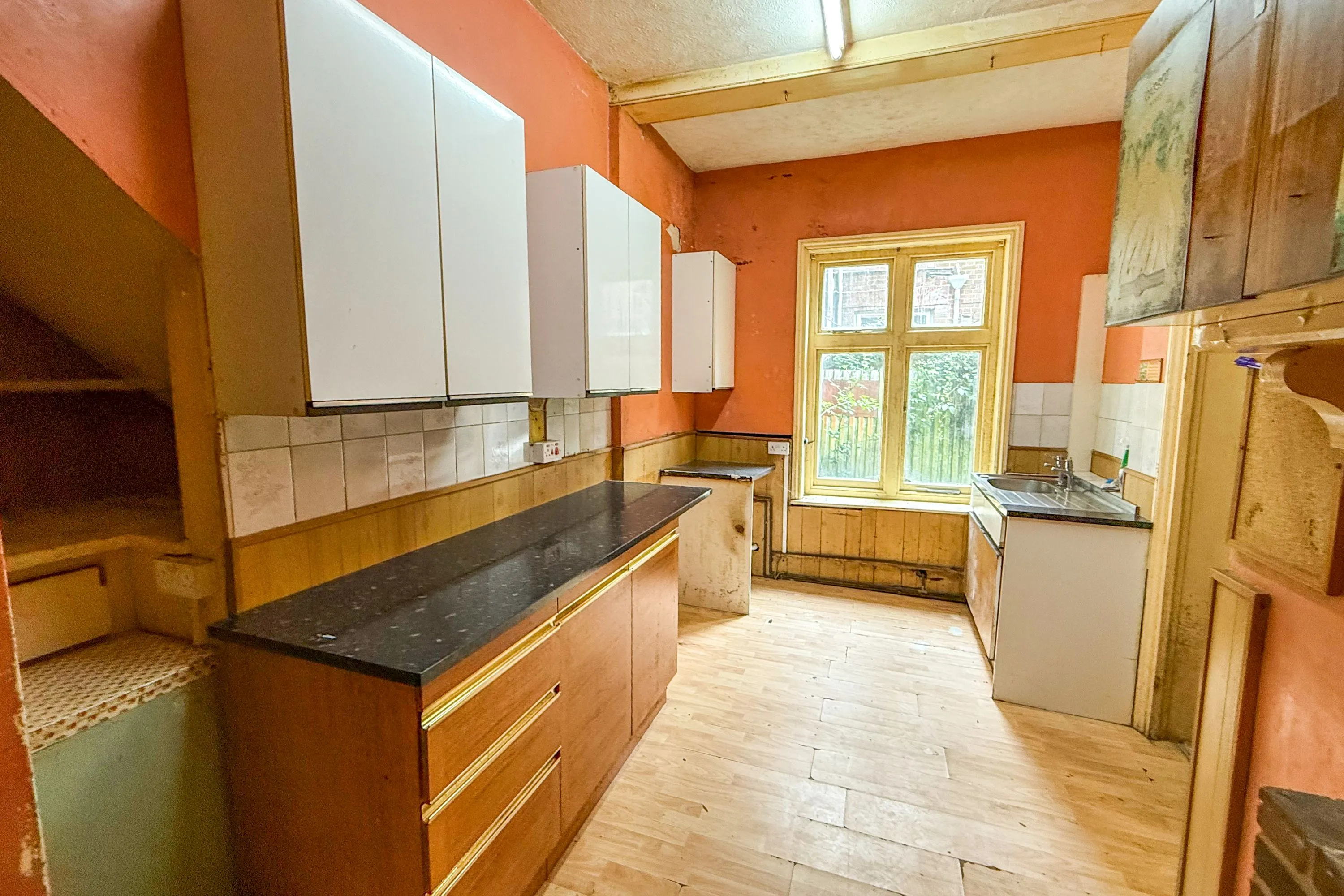 Lower Flat 3, Silwood Place, St Johns Road, Crowborough, TN6 1RW