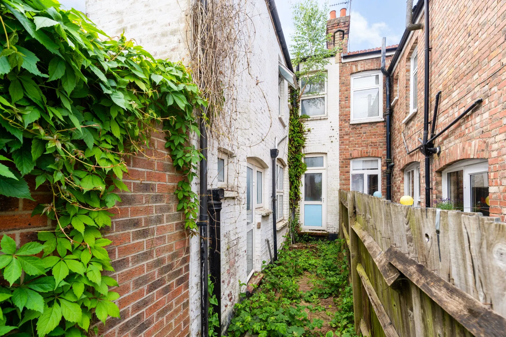 297 Long Lane, Finchley, London, N2 8JW