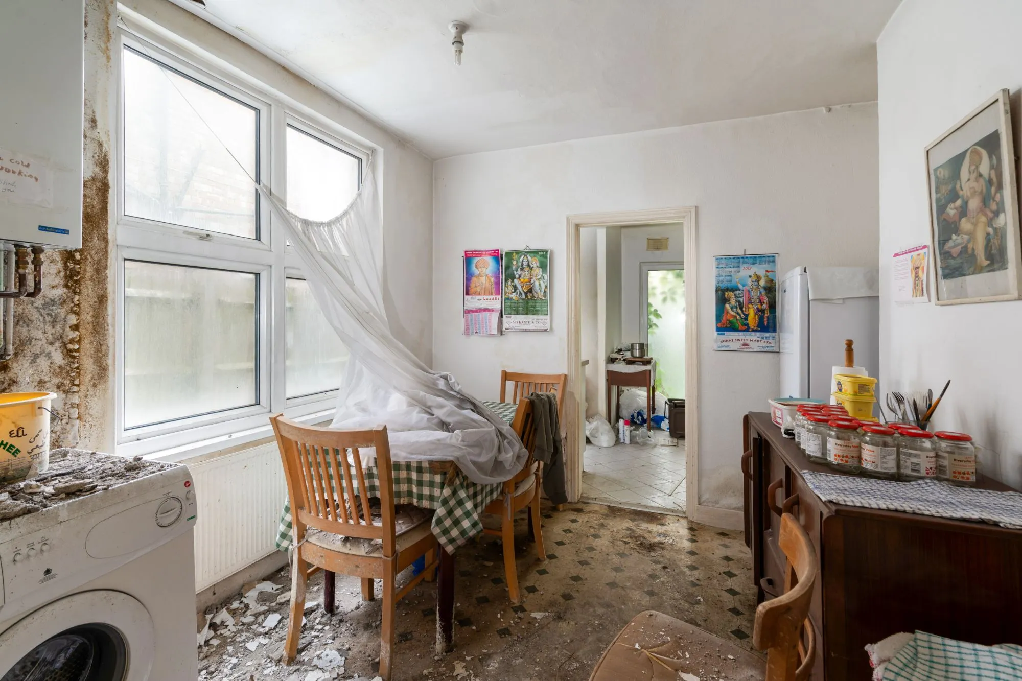 297 Long Lane, Finchley, London, N2 8JW