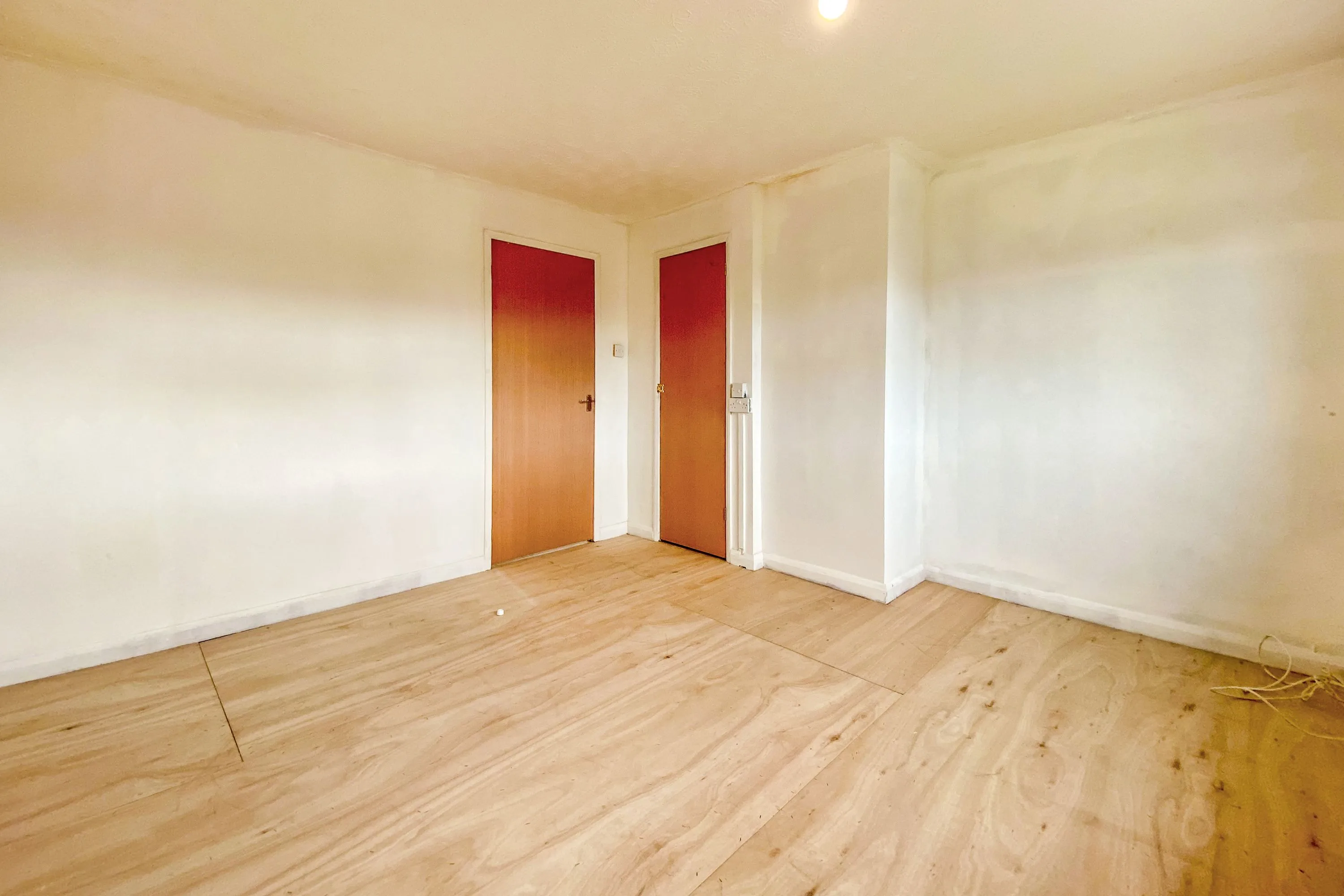 18 Queens Road, Royal Wootton Bassett, Swindon, Wiltshire, SN4 8AW
