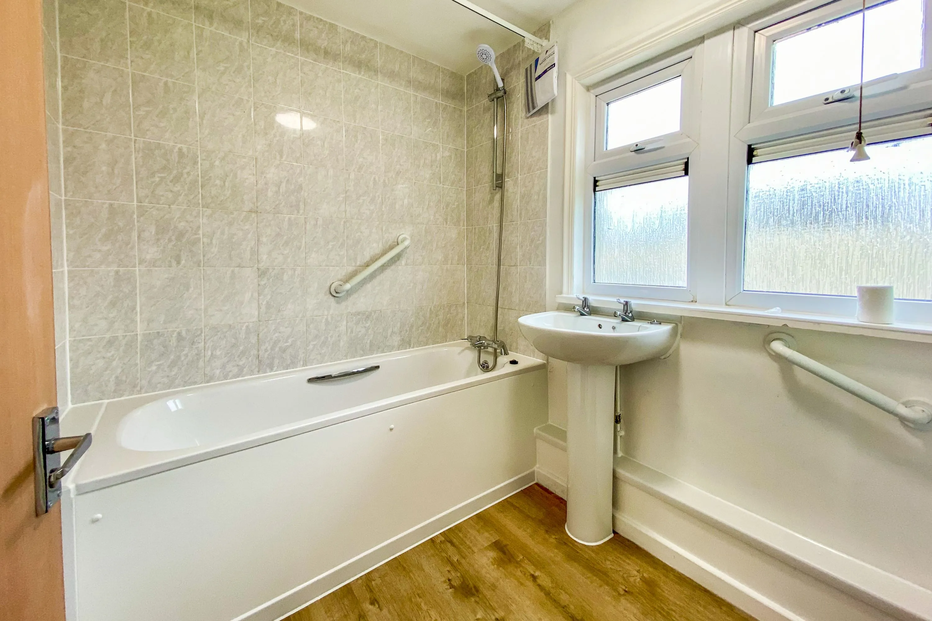 18 Queens Road, Royal Wootton Bassett, Swindon, Wiltshire, SN4 8AW