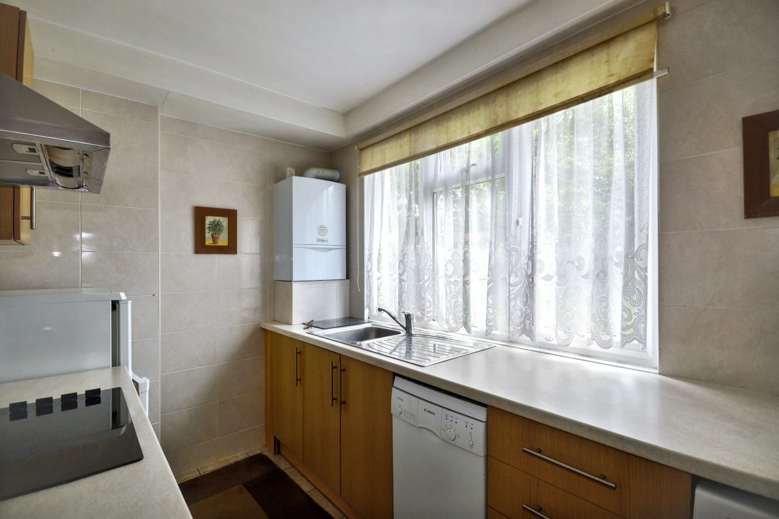 63 Hendon Way, Cricklewood, London, NW2 2LX