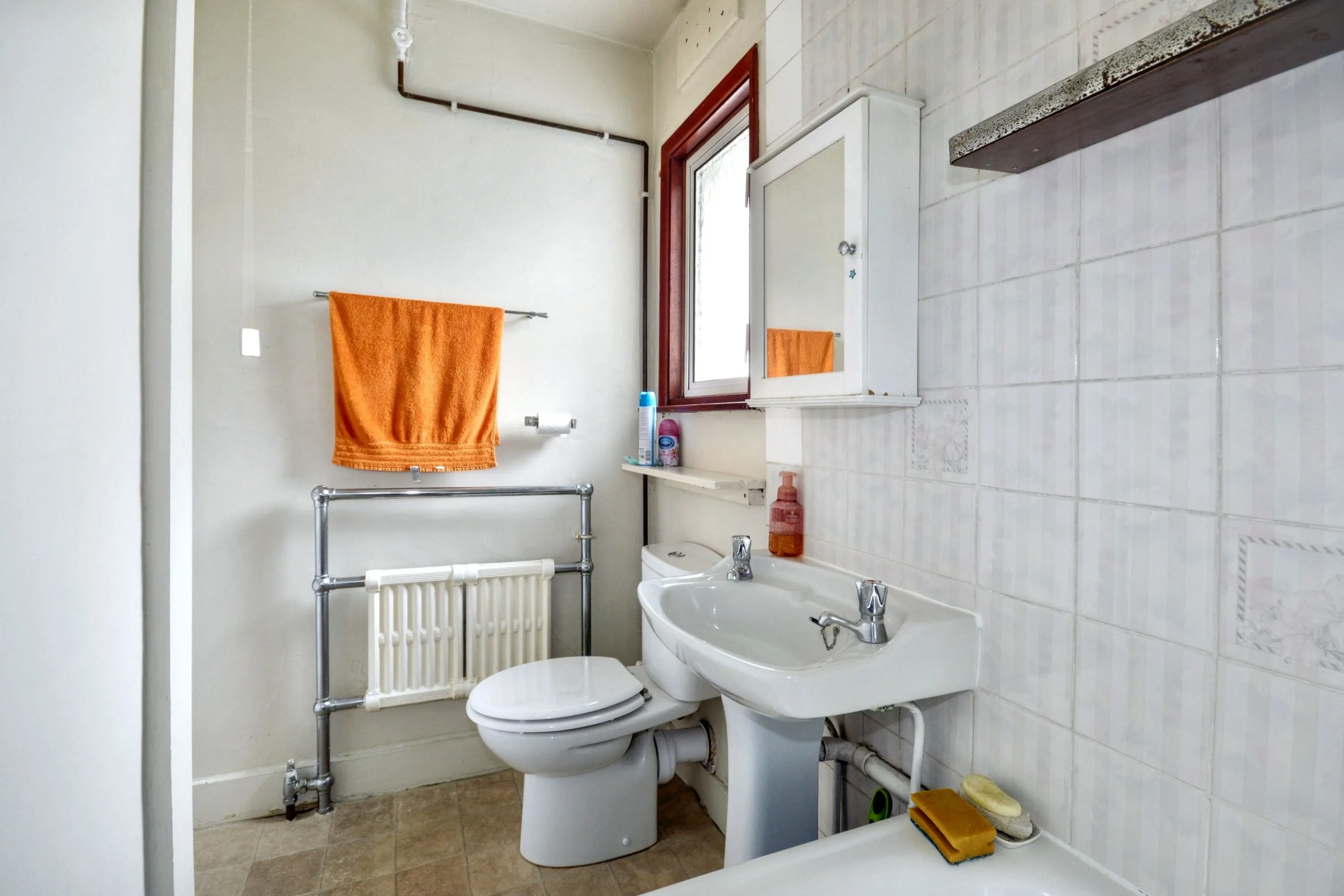 63 Hendon Way, Cricklewood, London, NW2 2LX