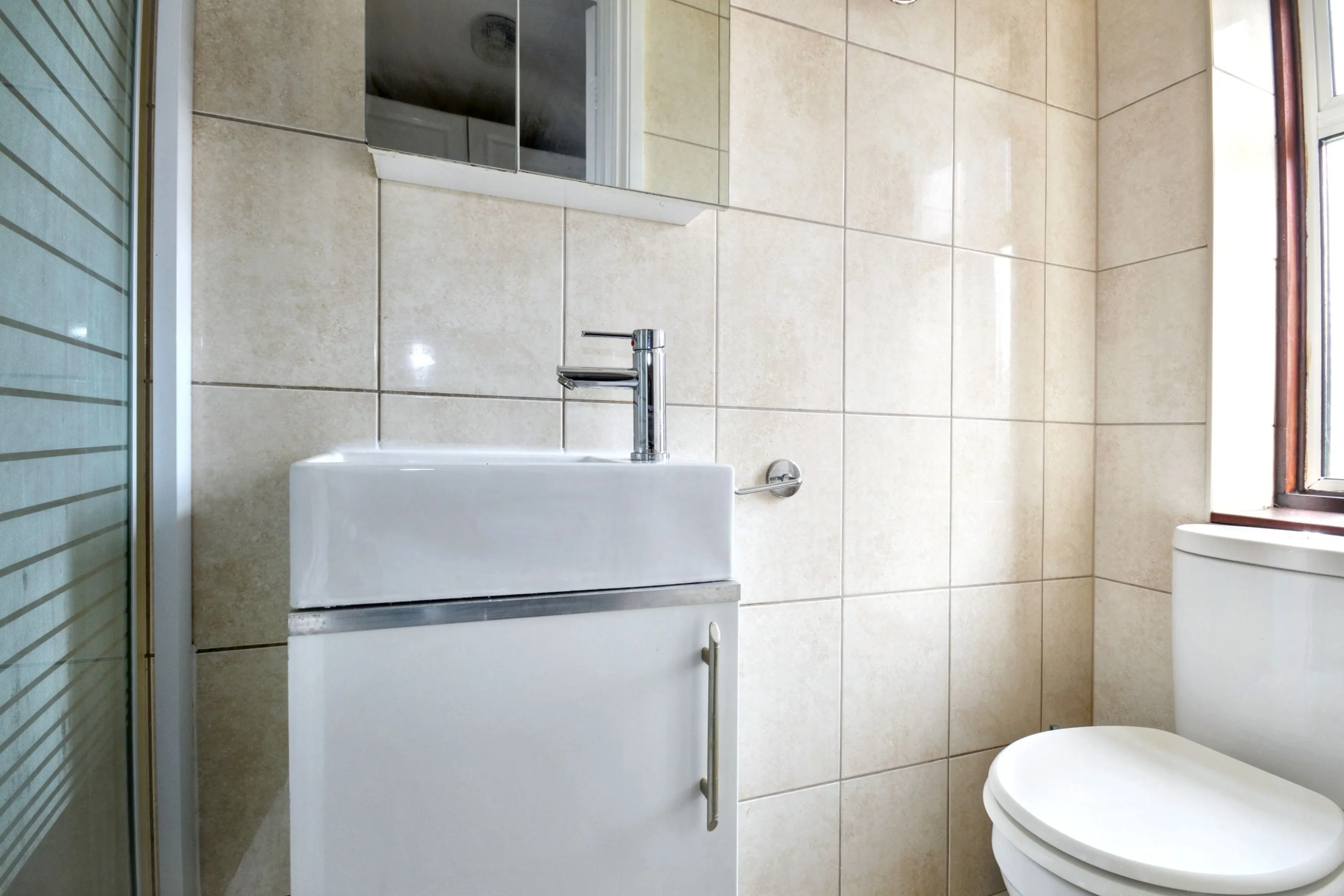 63 Hendon Way, Cricklewood, London, NW2 2LX