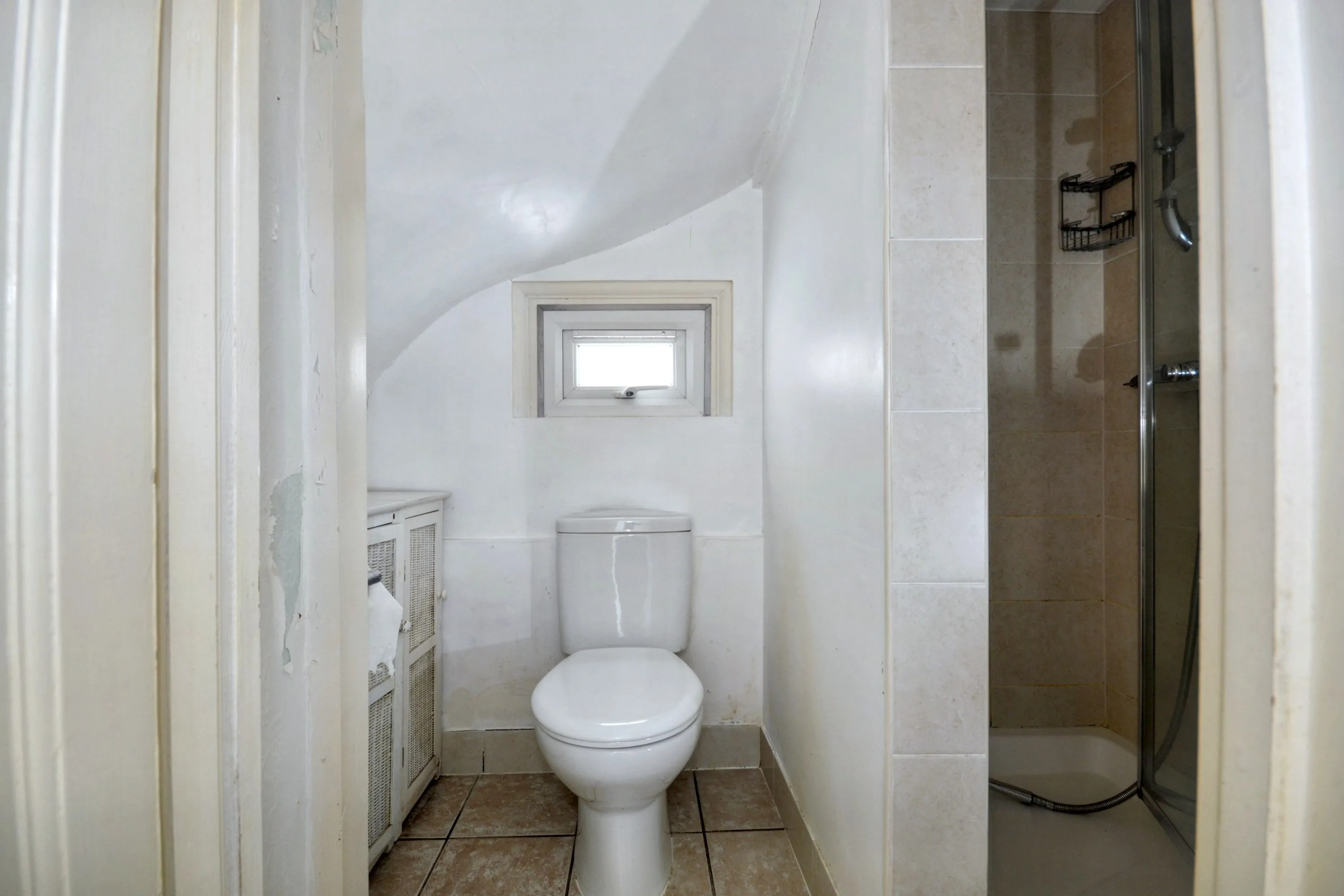 63 Hendon Way, Cricklewood, London, NW2 2LX