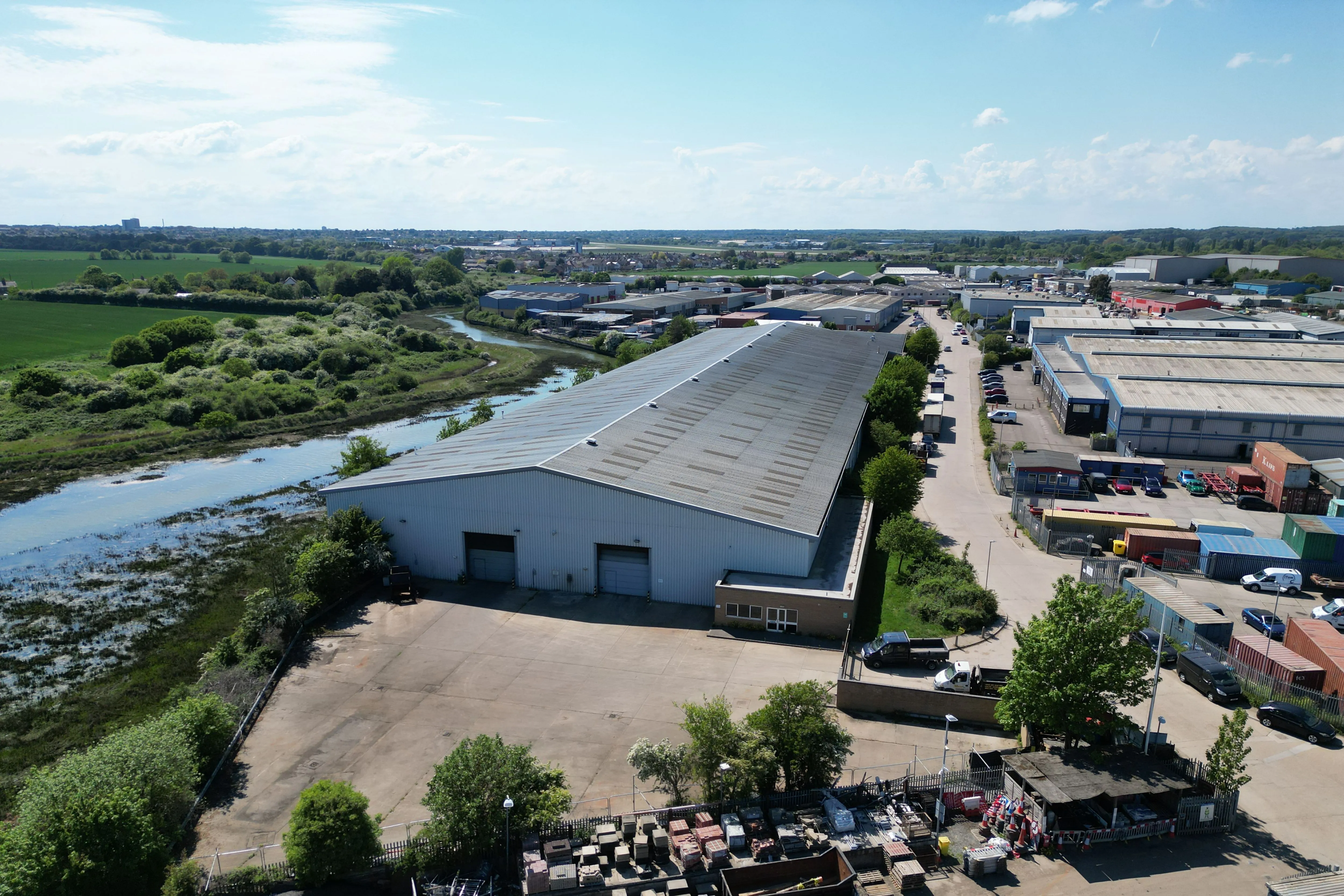 1 & 2 , Rochehall Way, Purdeys Industrial Estate, Rochford, Essex, SS4 1JU