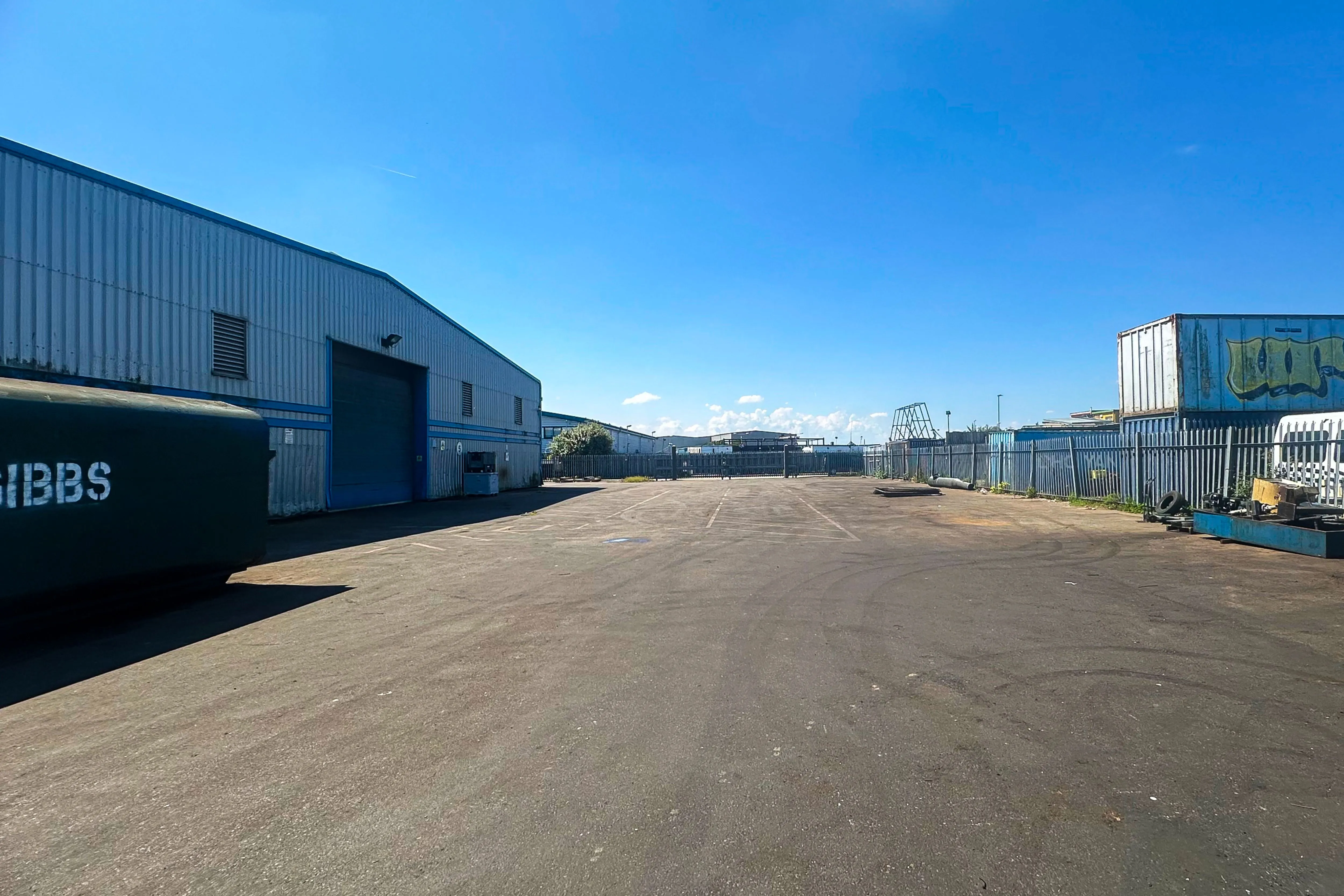 1 & 2 , Rochehall Way, Purdeys Industrial Estate, Rochford, Essex, SS4 1JU