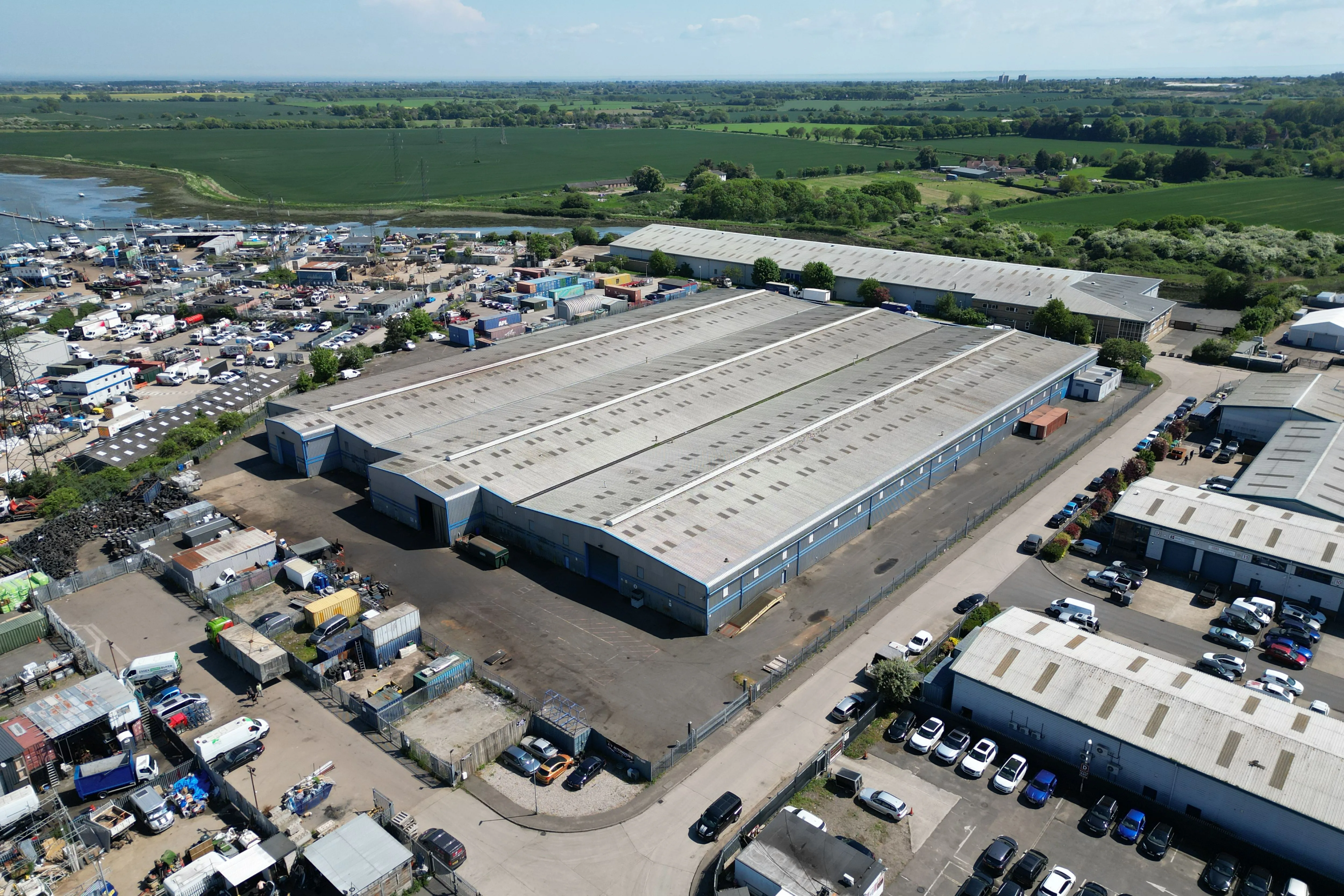 1 & 2 , Rochehall Way, Purdeys Industrial Estate, Rochford, Essex, SS4 1JU