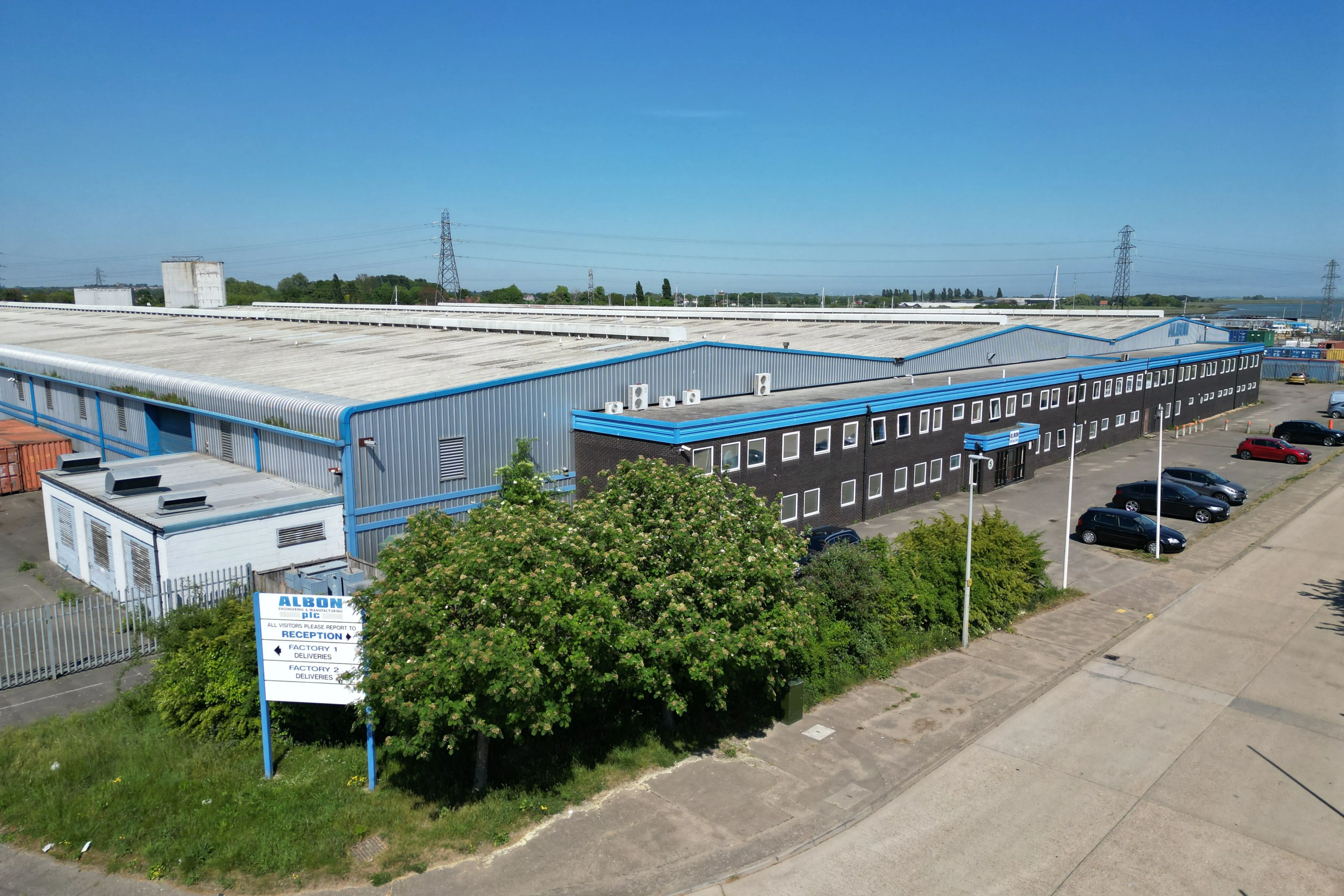 1 & 2 , Rochehall Way, Purdeys Industrial Estate, Rochford, Essex, SS4 1JU