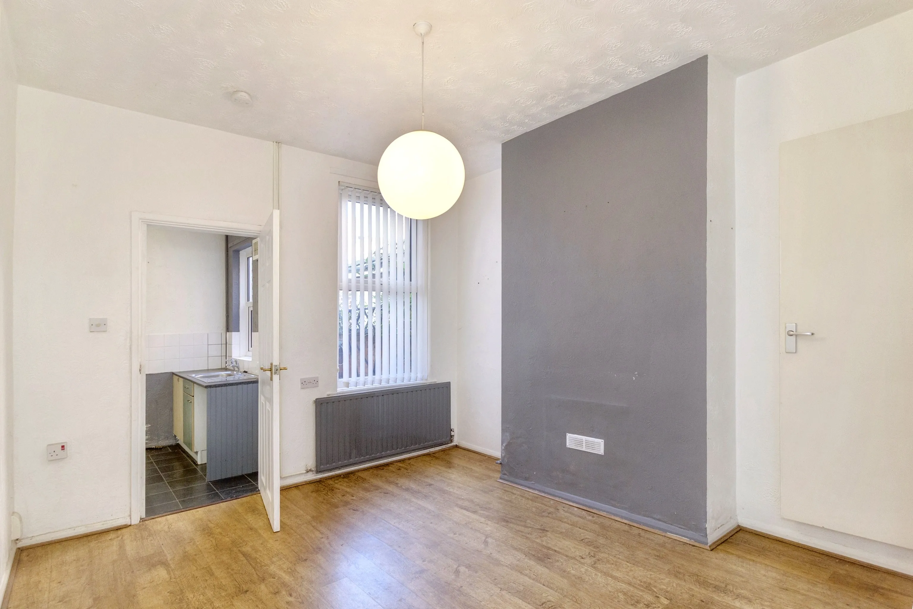 37 Edward Road, Leicester, Leicestershire, LE2 1TF