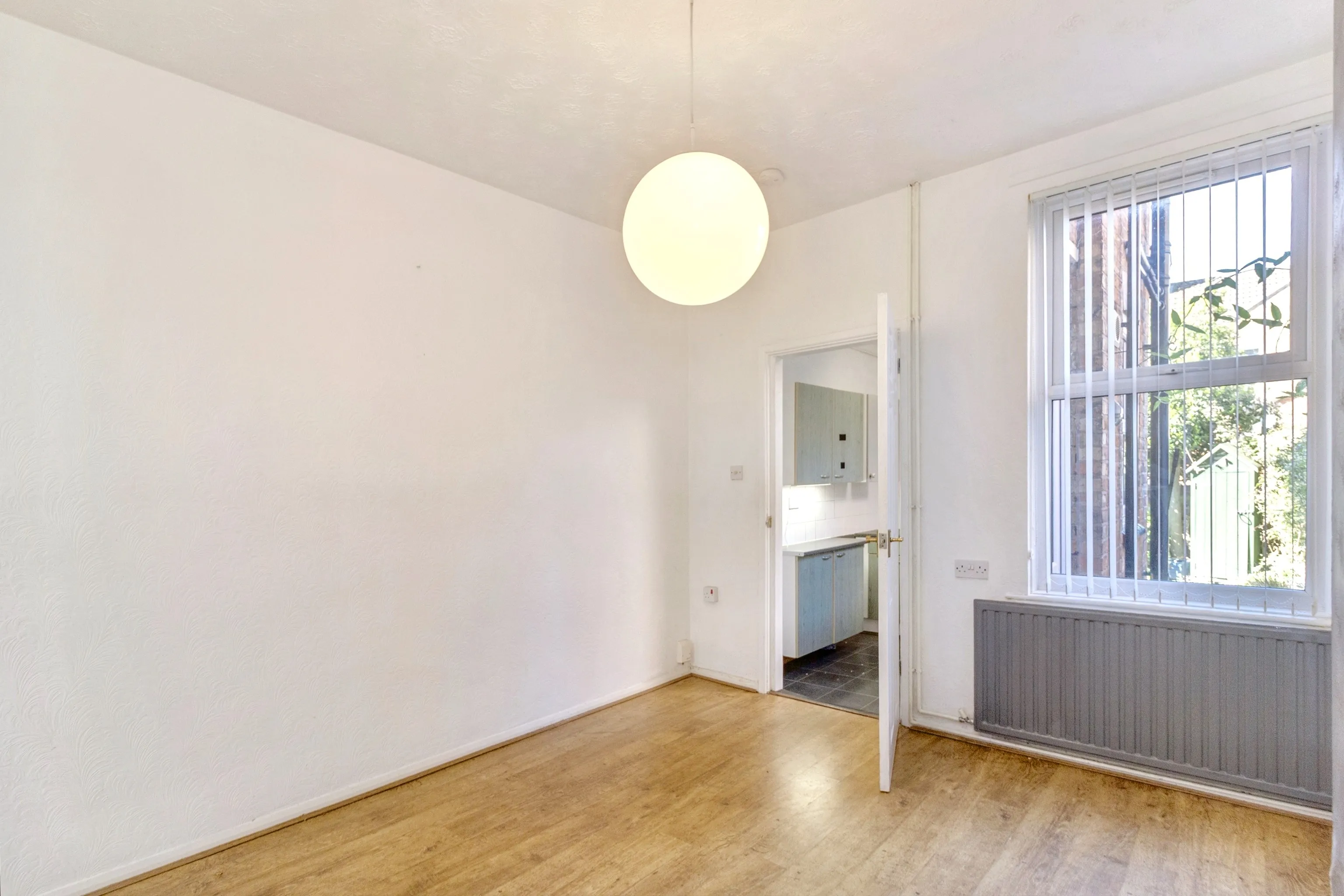 37 Edward Road, Leicester, Leicestershire, LE2 1TF