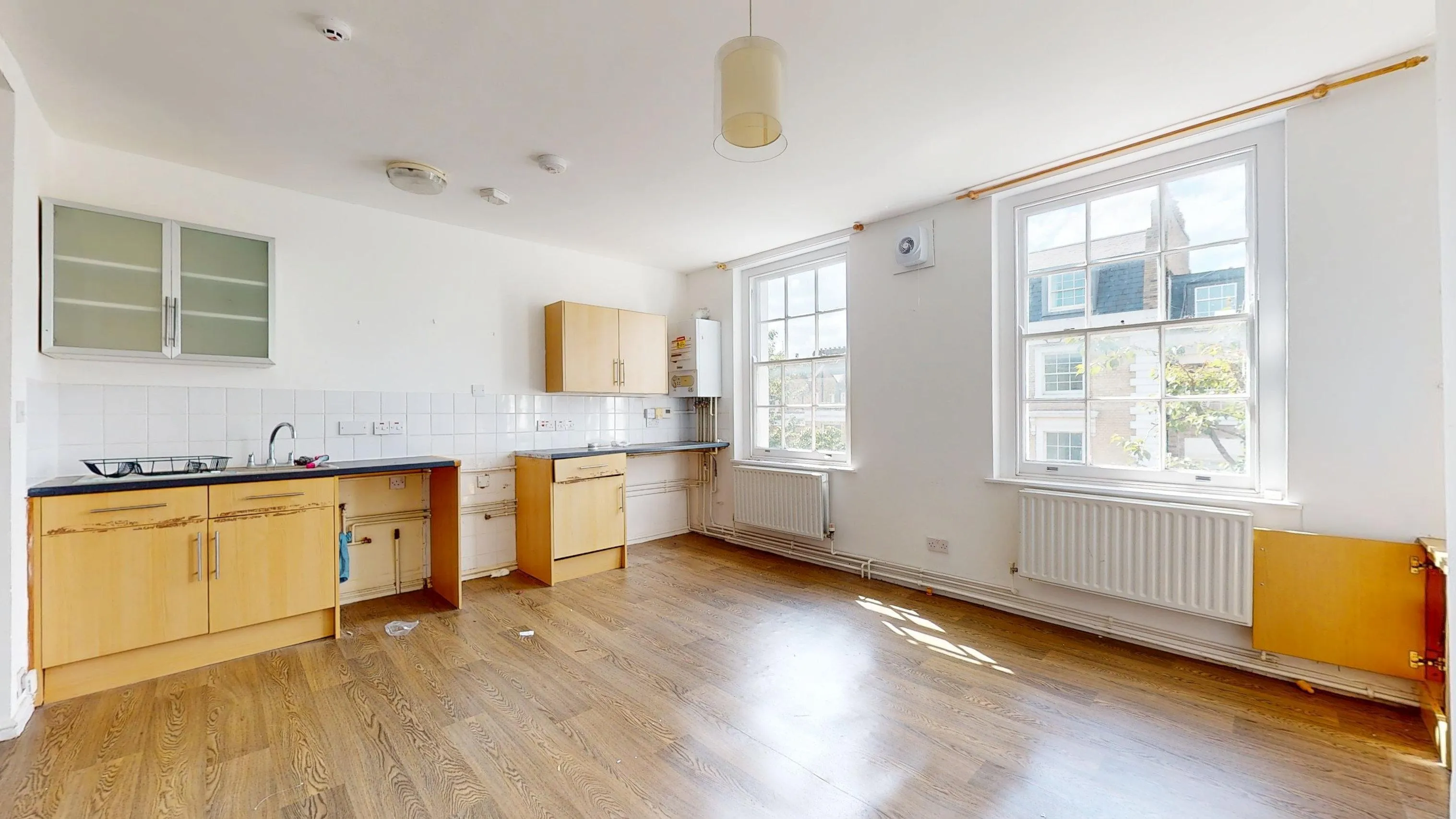 Flat C, 12 Danbury Street, Angel, London, N1 8JU