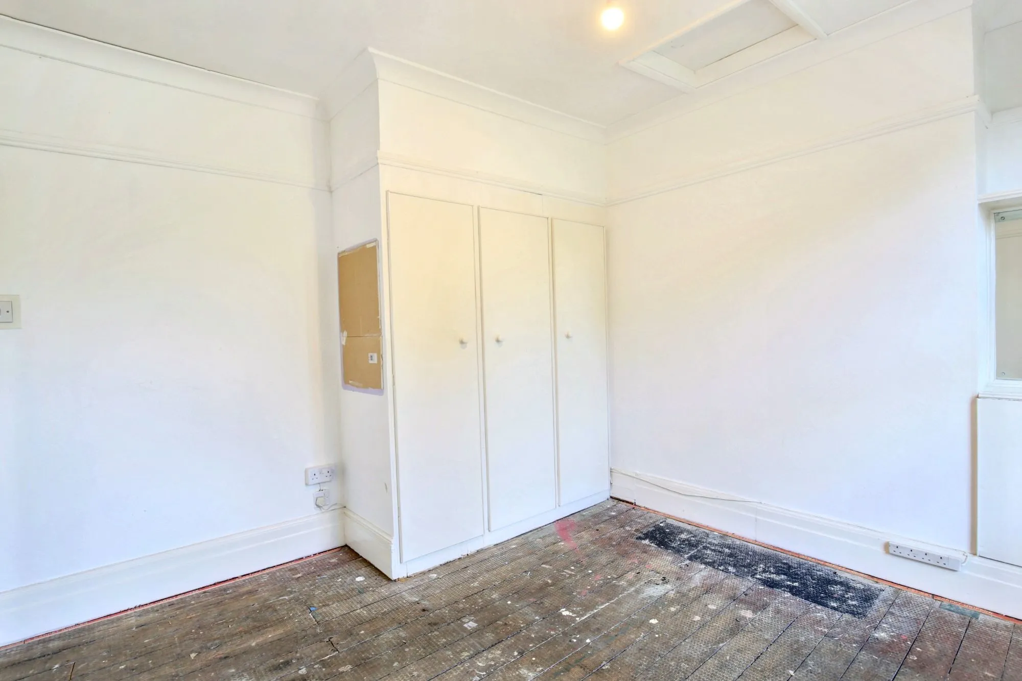 47b Mallinson Road, Battersea, London SW11 1BW