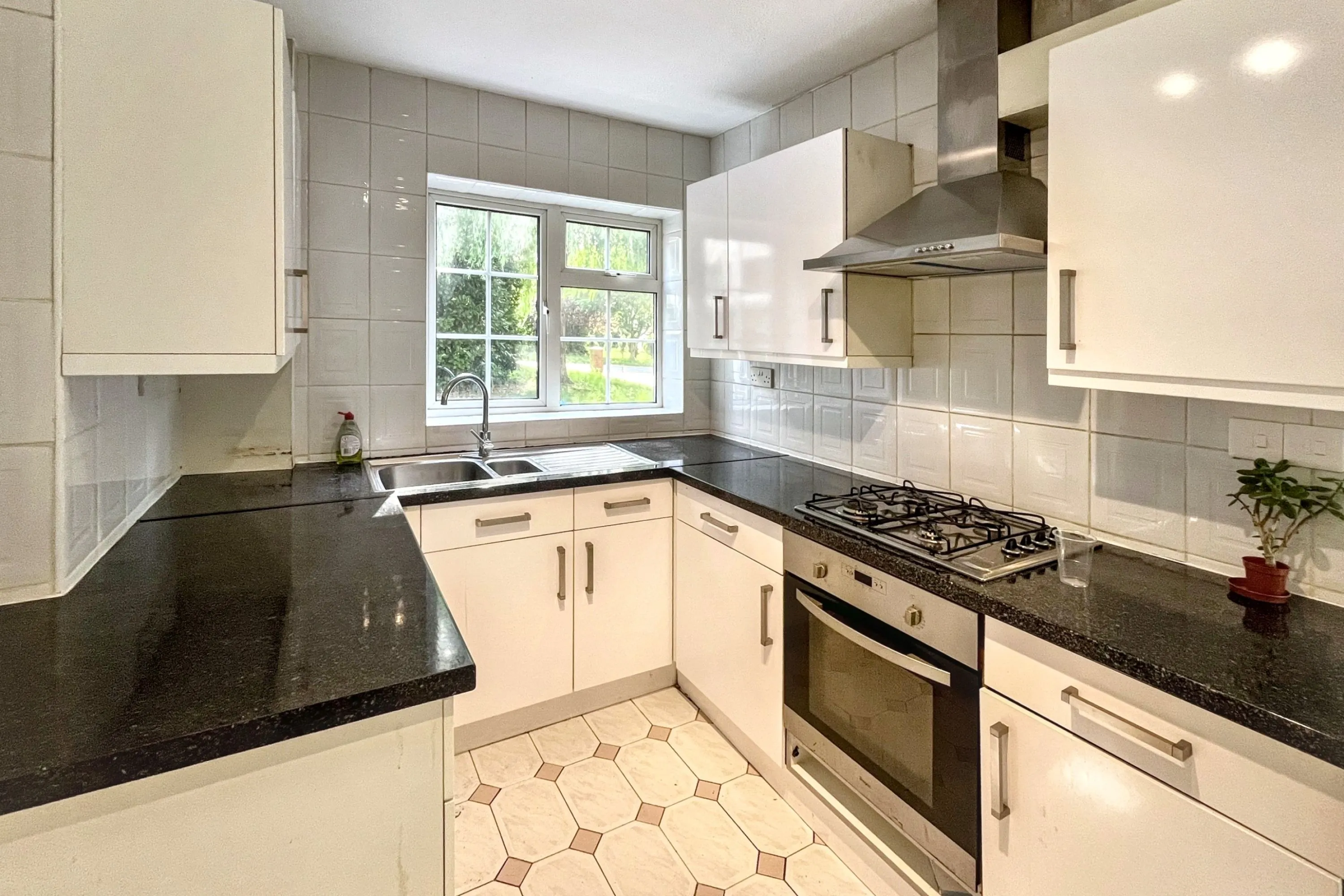 13 Radcliffe Road, Croydon, CR0 5QG