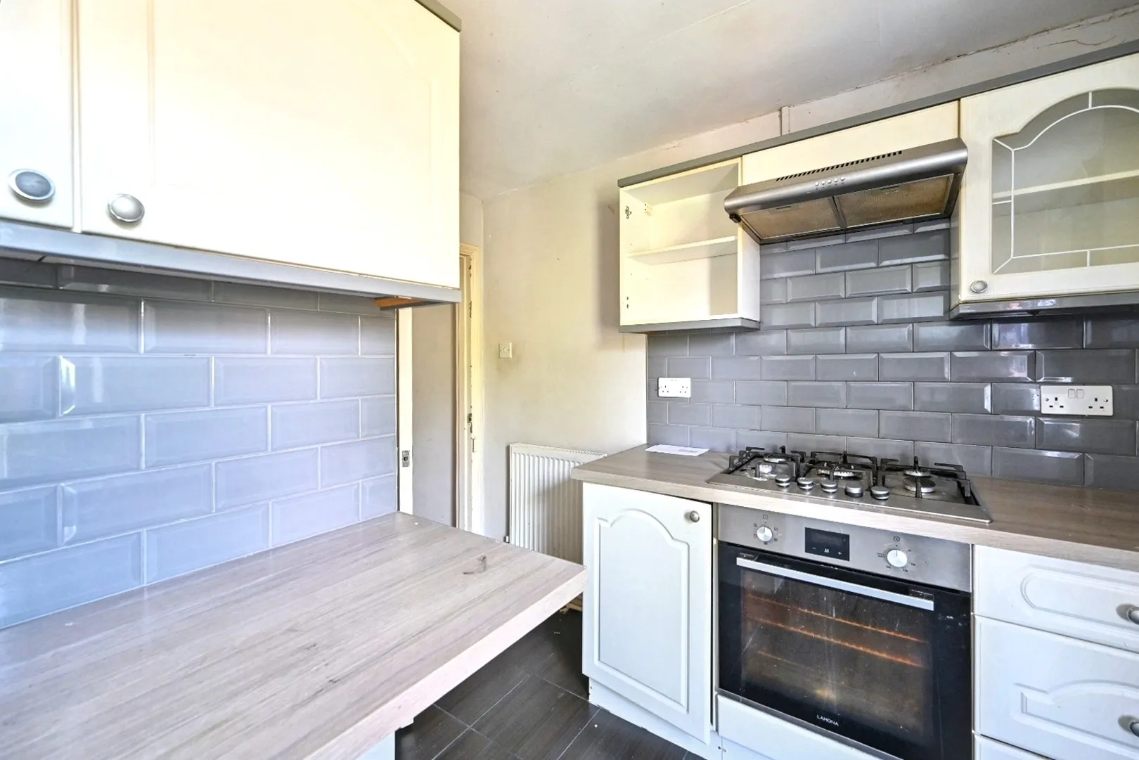 82 Bedford Road, Horsham, RH13 5BH