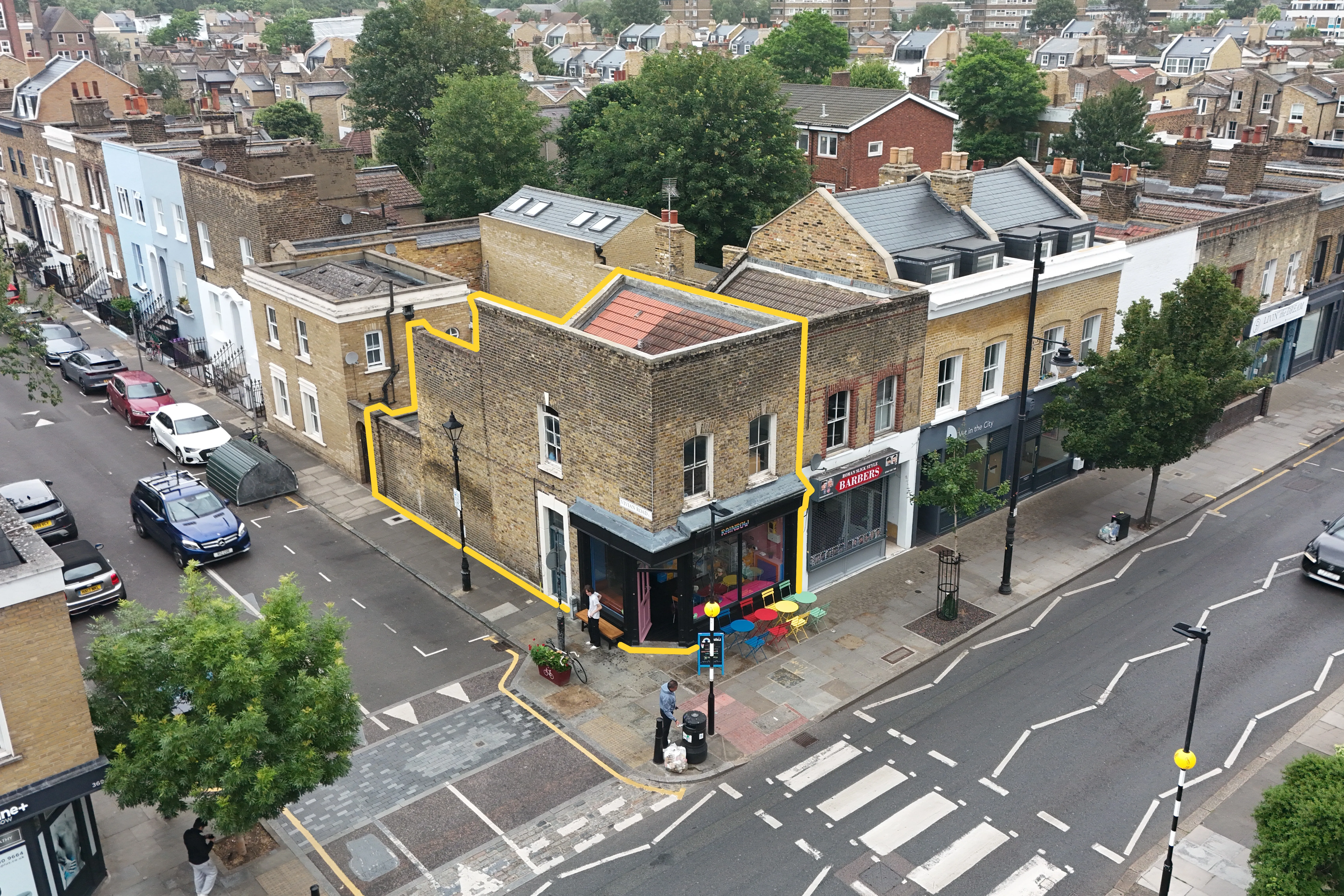 371 & 371a Roman Road, London, E3 5QR