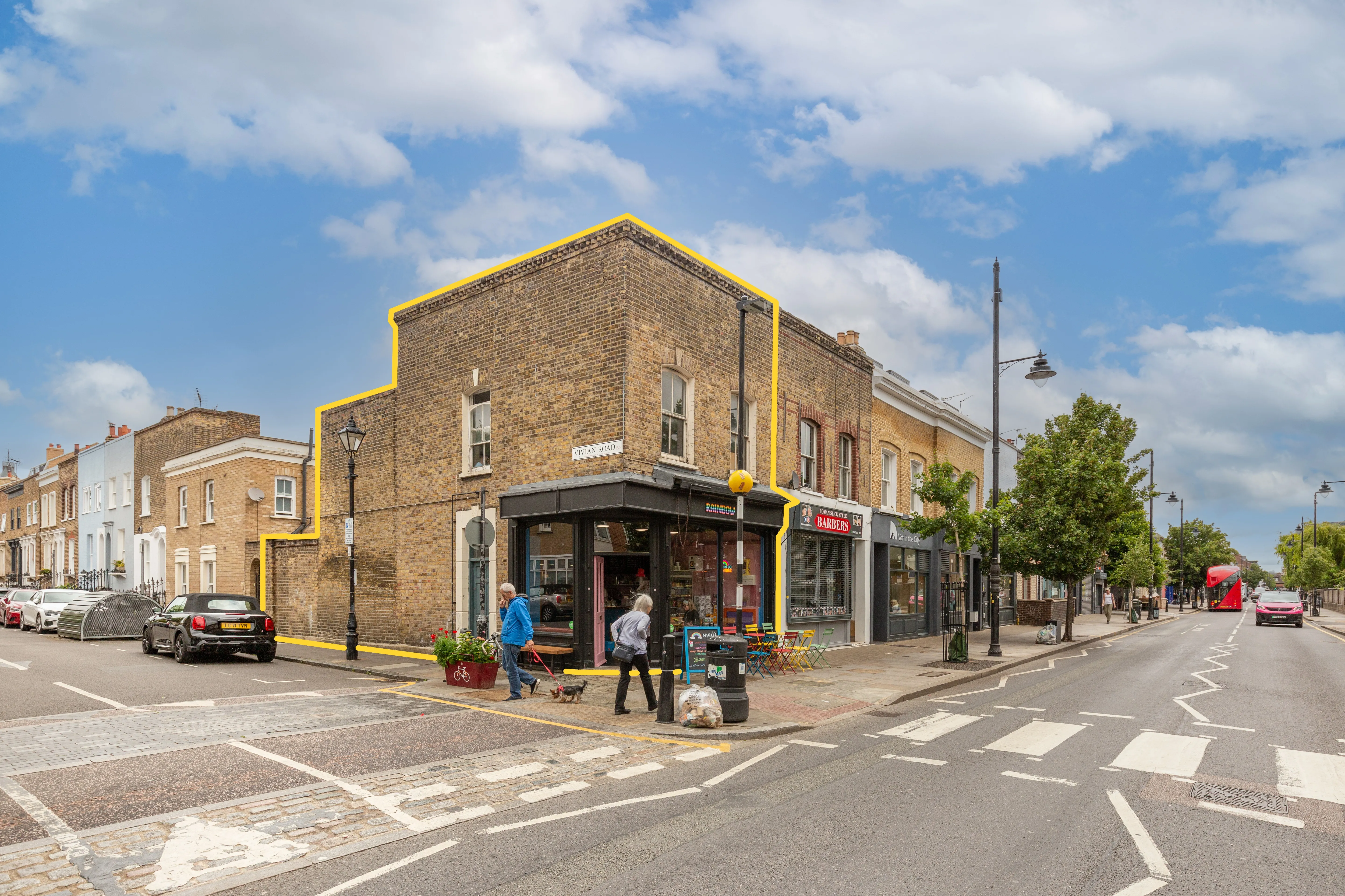 371 & 371a Roman Road, London, E3 5QR