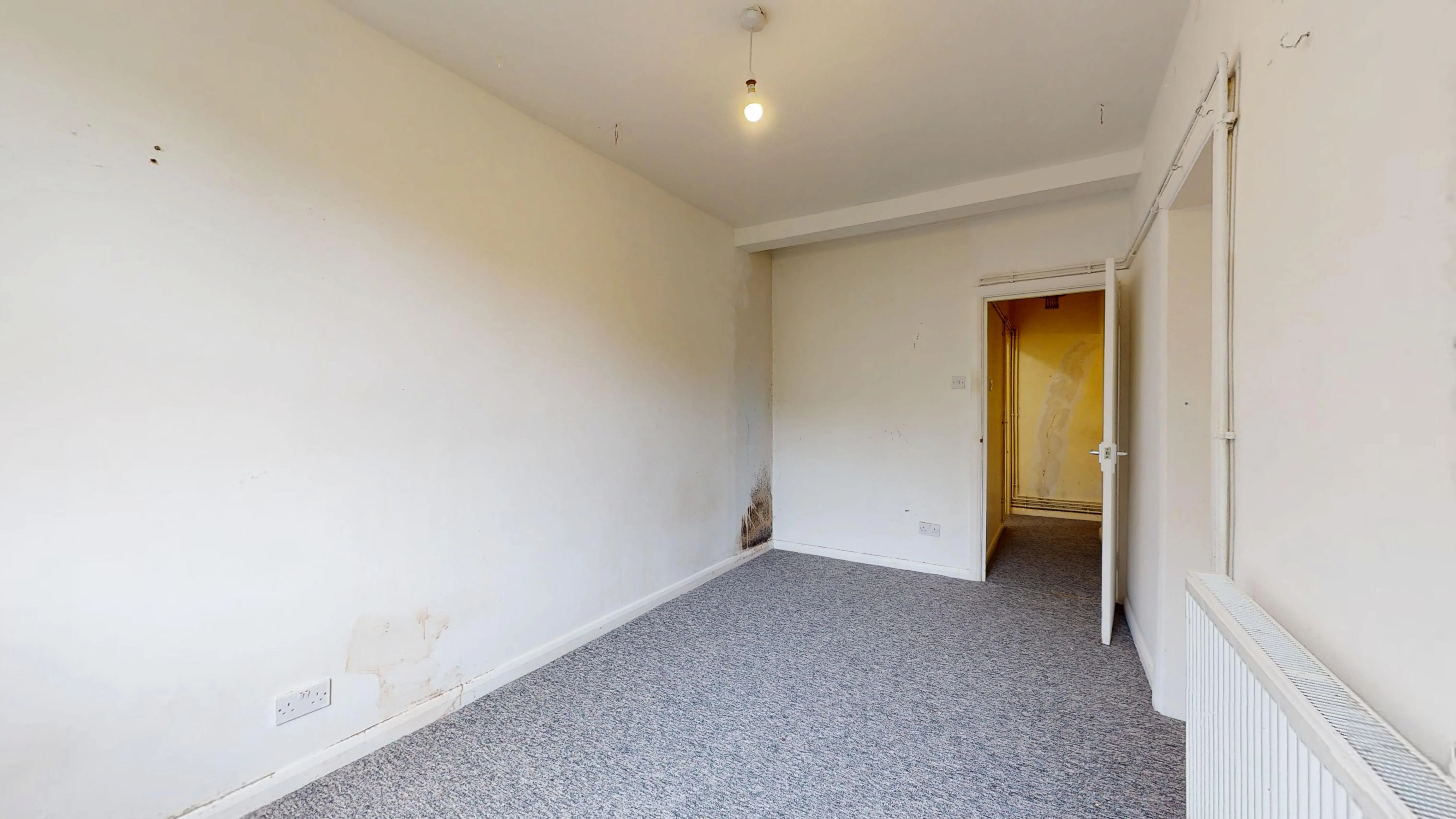 Flat B, 41 Fox Hill, Crystal Palace, London, SE19 2XA