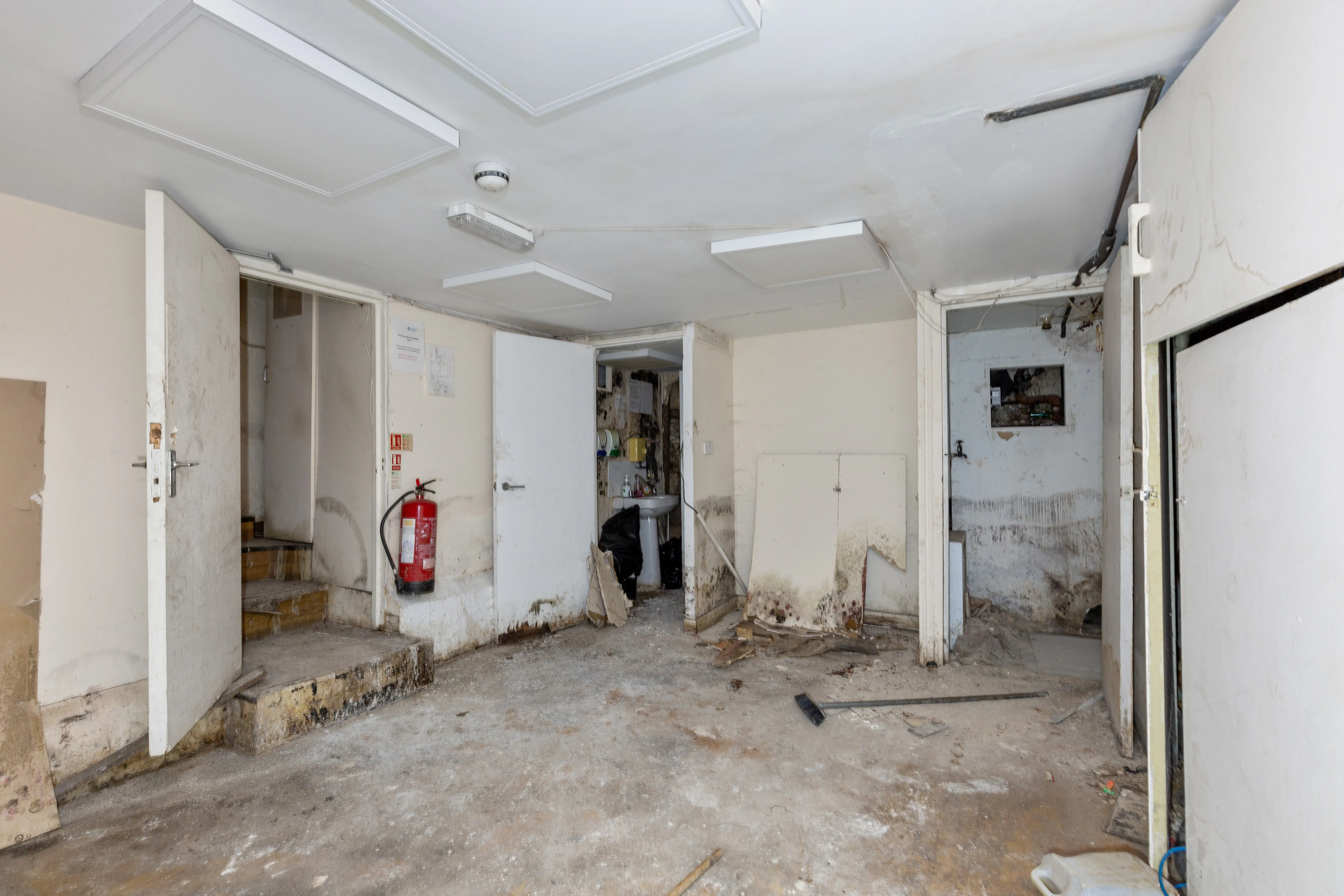 296 Walworth Road, London, SE17 2TE