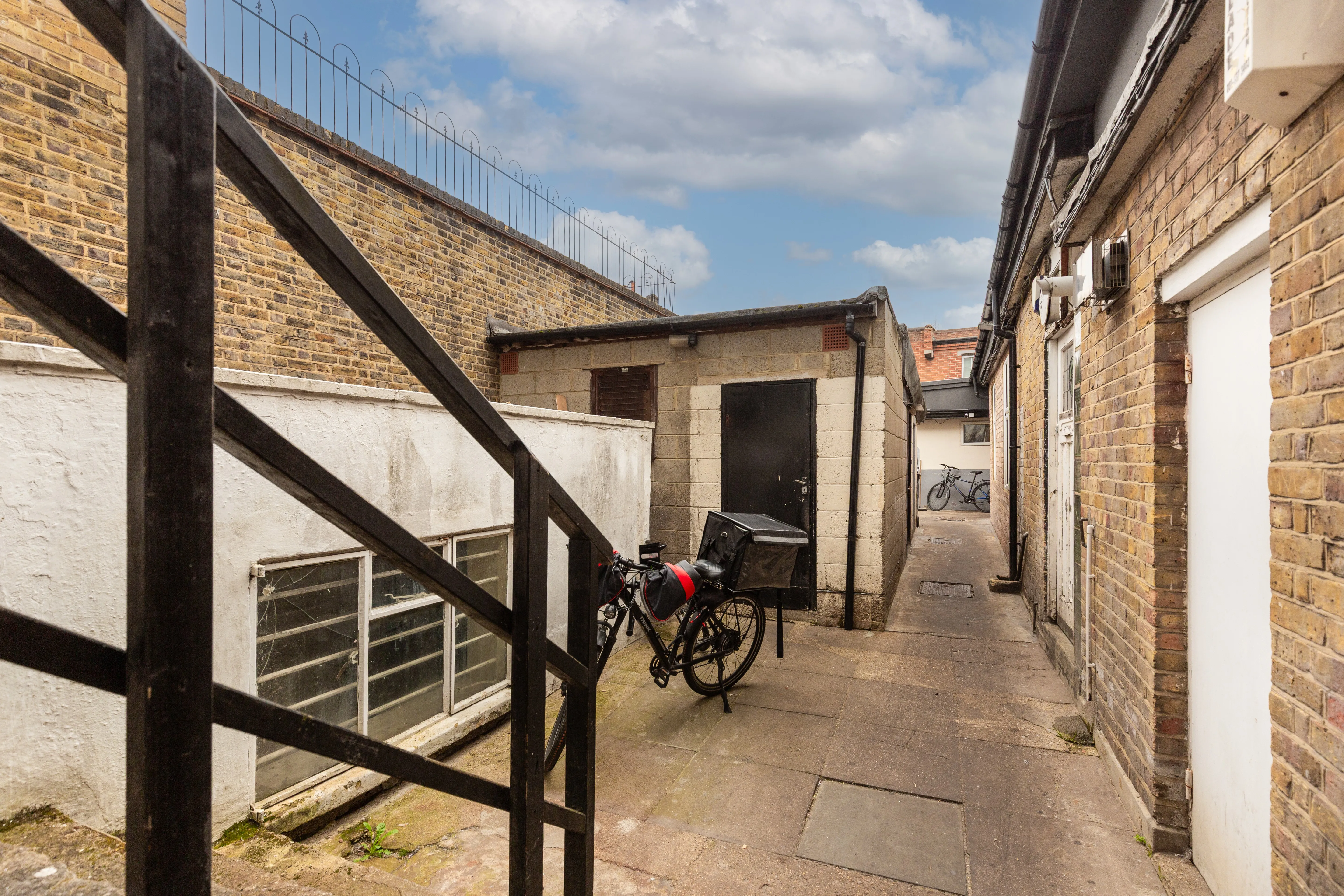 296 Walworth Road, London, SE17 2TE