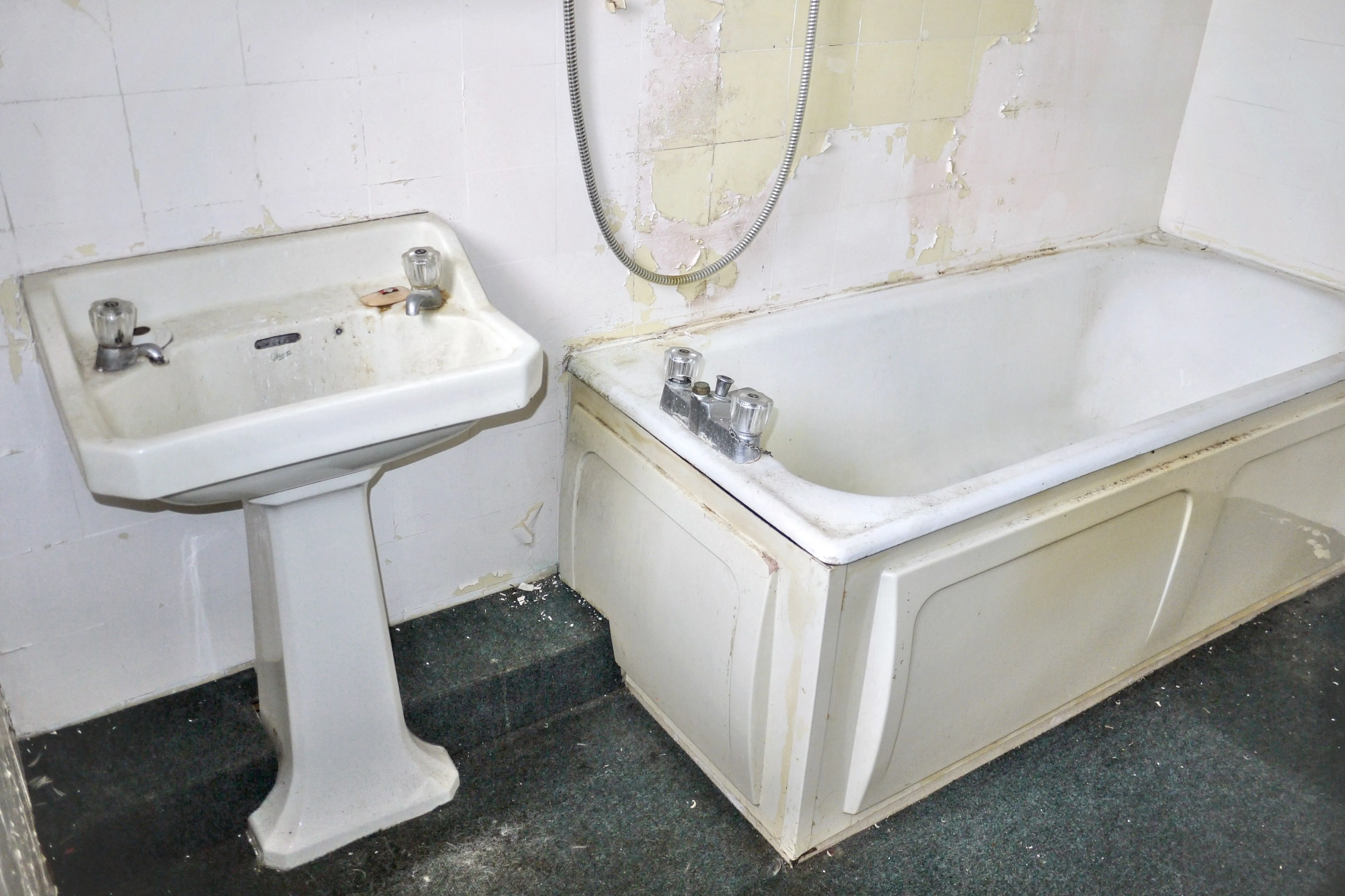 82a Thurlow Park Road, London, SE21 8HY