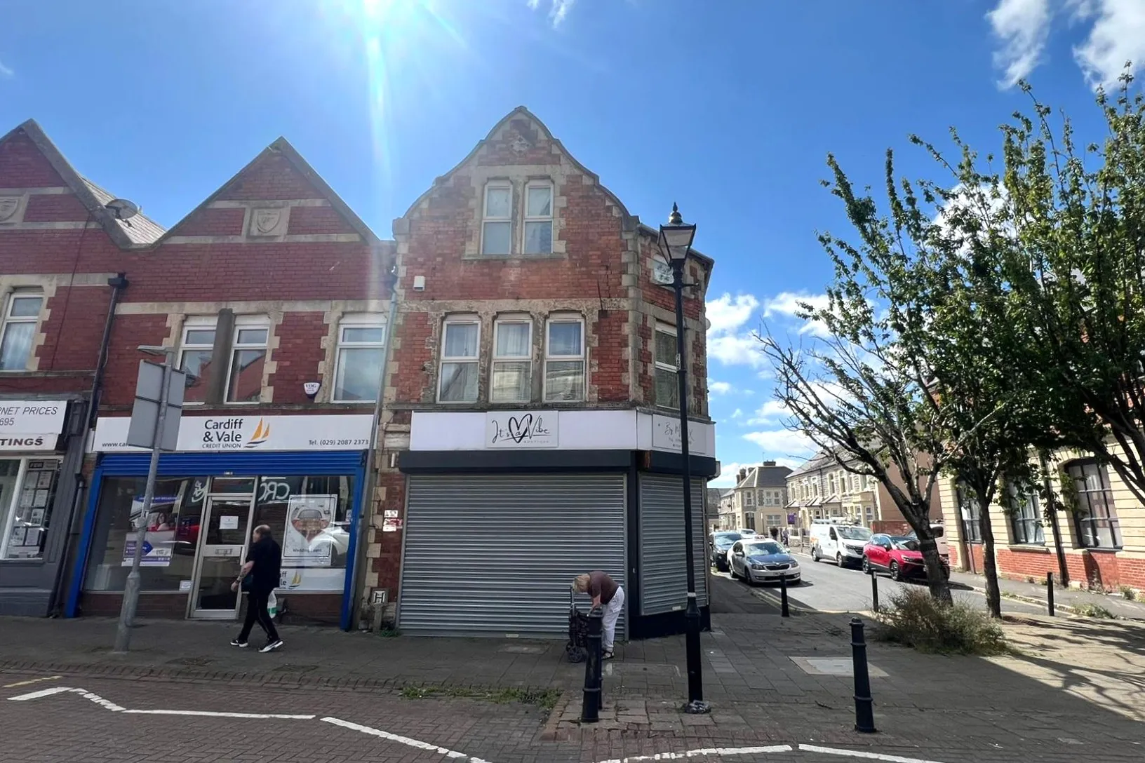 172 Holton Road, Barry, Wales CF63 4HN