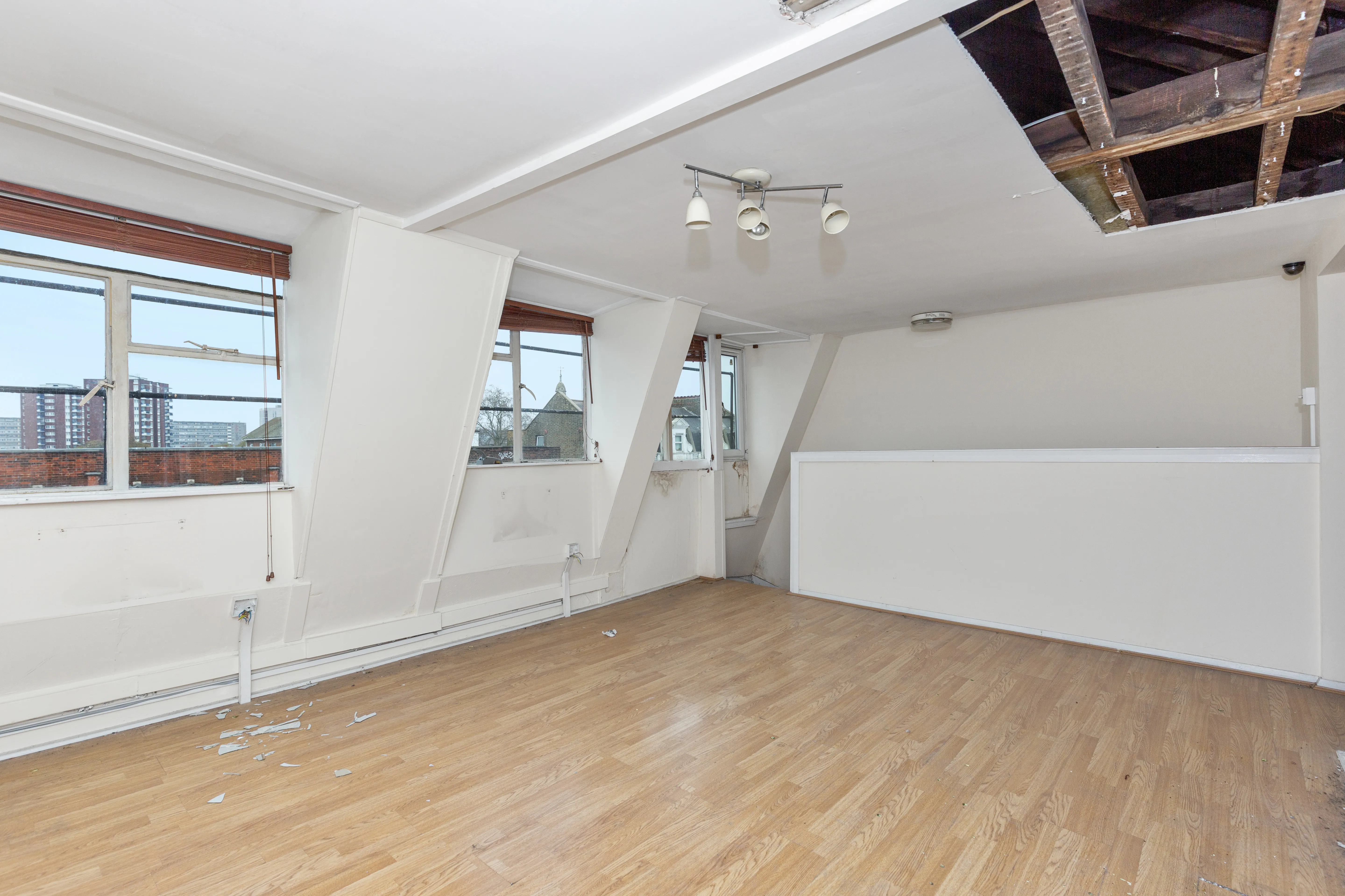 296 Walworth Road, London, SE17 2TE