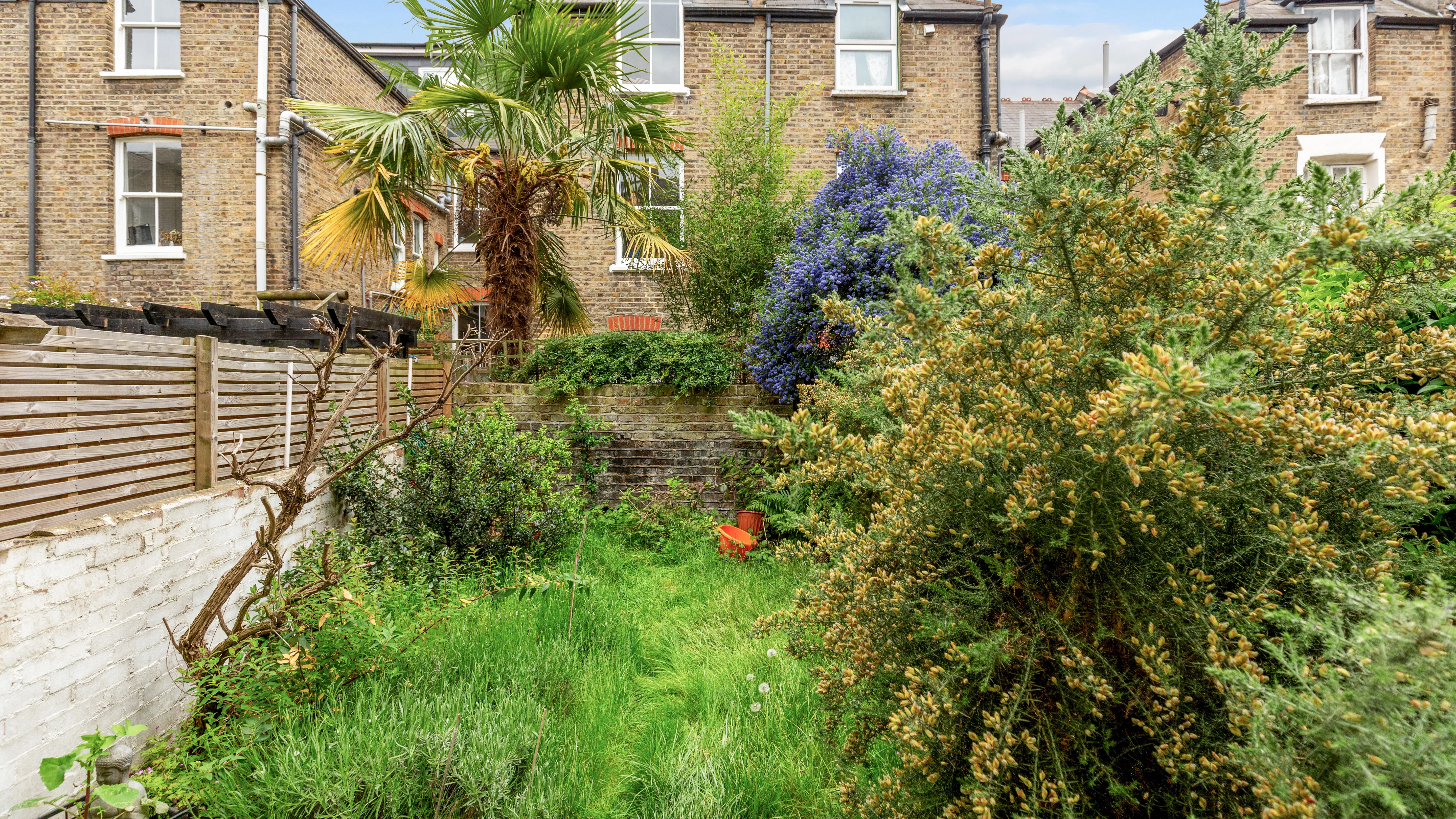 Flat A, 61 Belgrade Road, Stoke Newington, London, N16 8DH