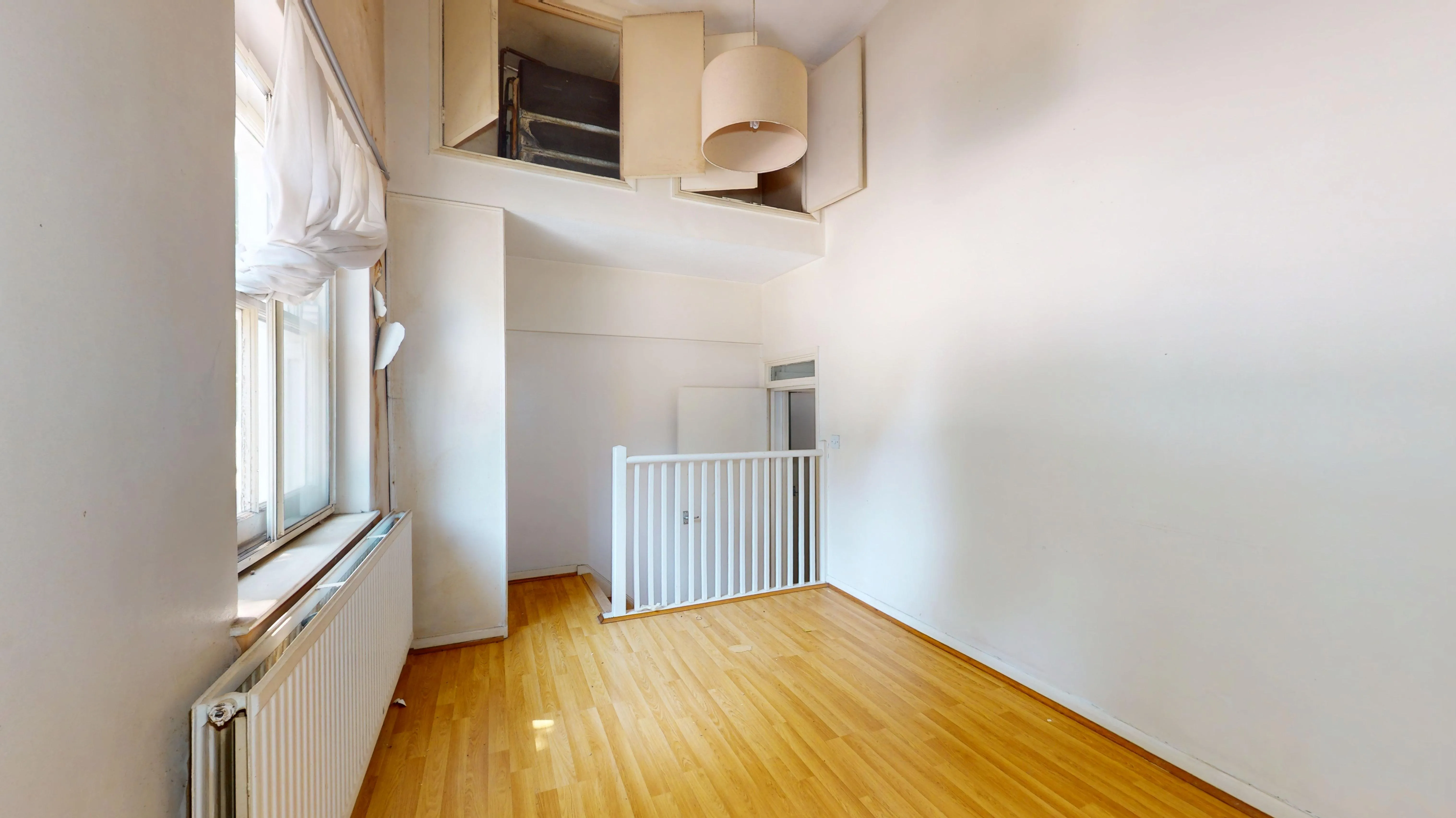 Flat 5, 136 Earls Court Road, Kensington, London, W8 6QL