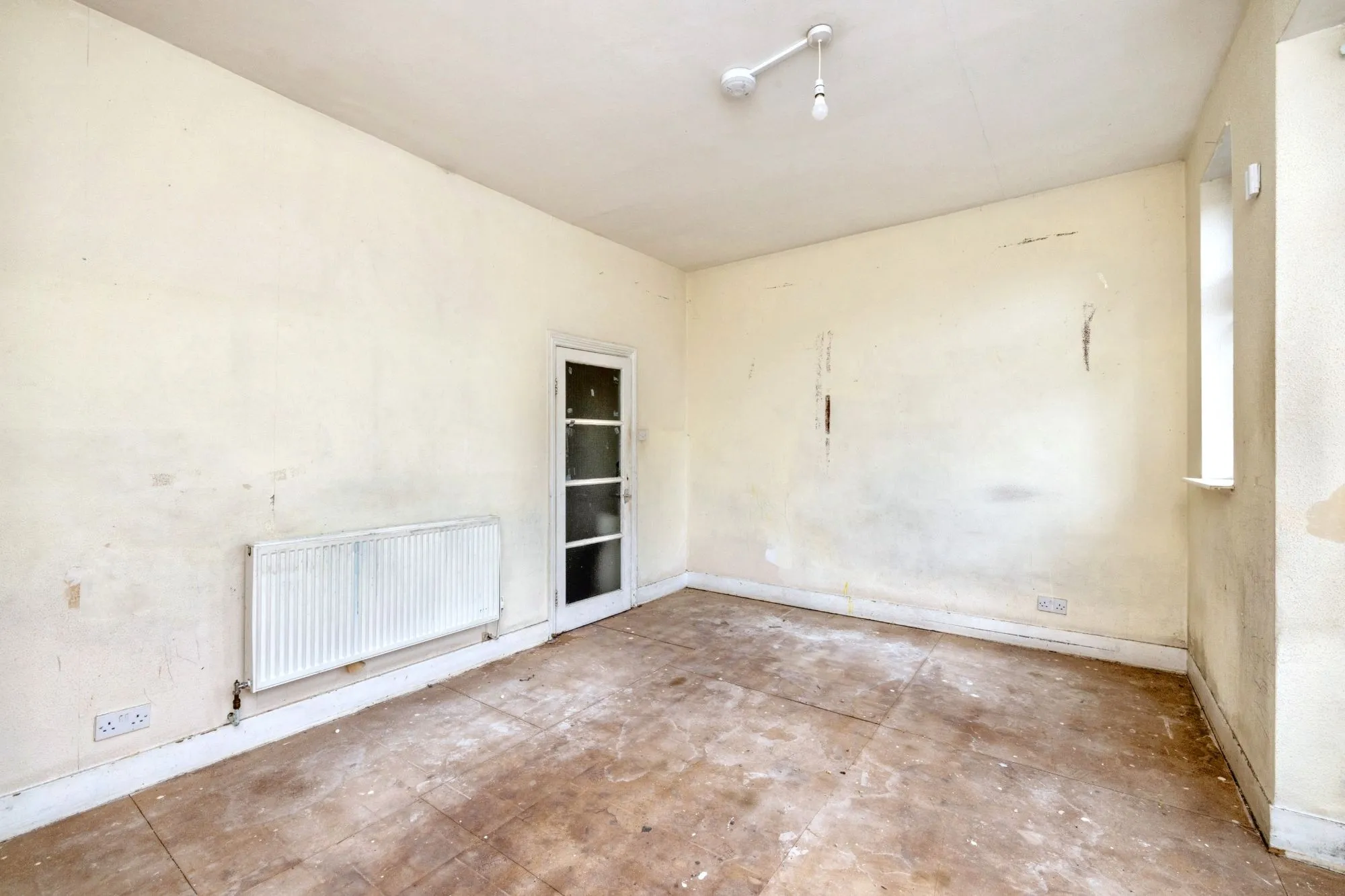 21 A & B Reginald Road, Forest Gate, London E7 9HS